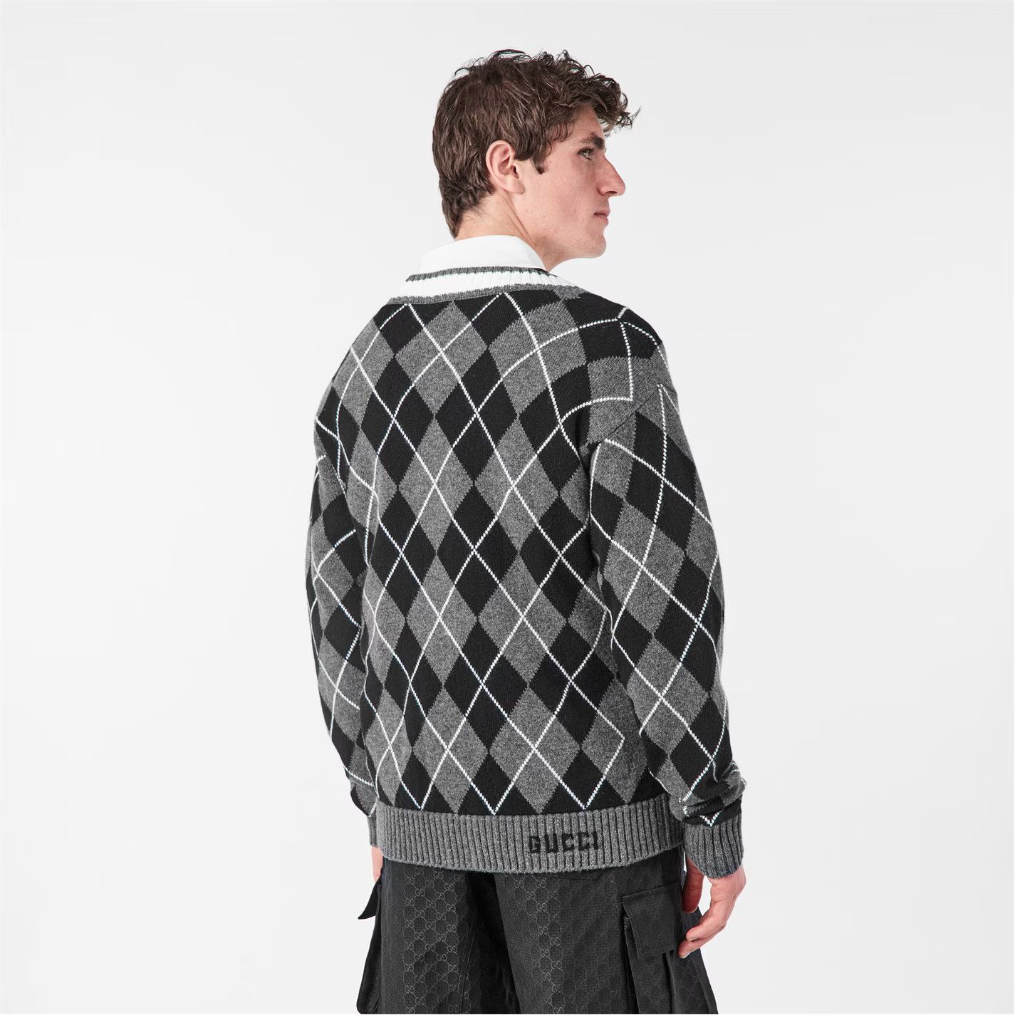 Gucci o1g2r1mq0426 Argyle Cardigan in Grey/Black Size US M / EU 48-50 / 2 - 6 Thumbnail