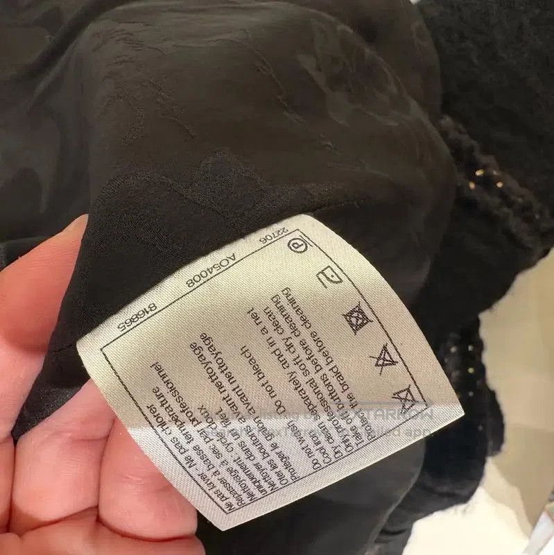 Chanel Chanel Black Women's Jacket with Signature Details . Size M / US 6-8 / IT 42-44 - 4 Thumbnail