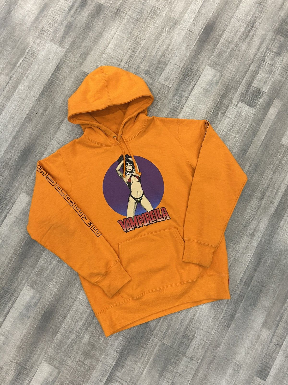 Supreme Supreme Vampirella Hooded Sweatshirt Size US L / EU 52-54 / 3 - 1 Thumbnail