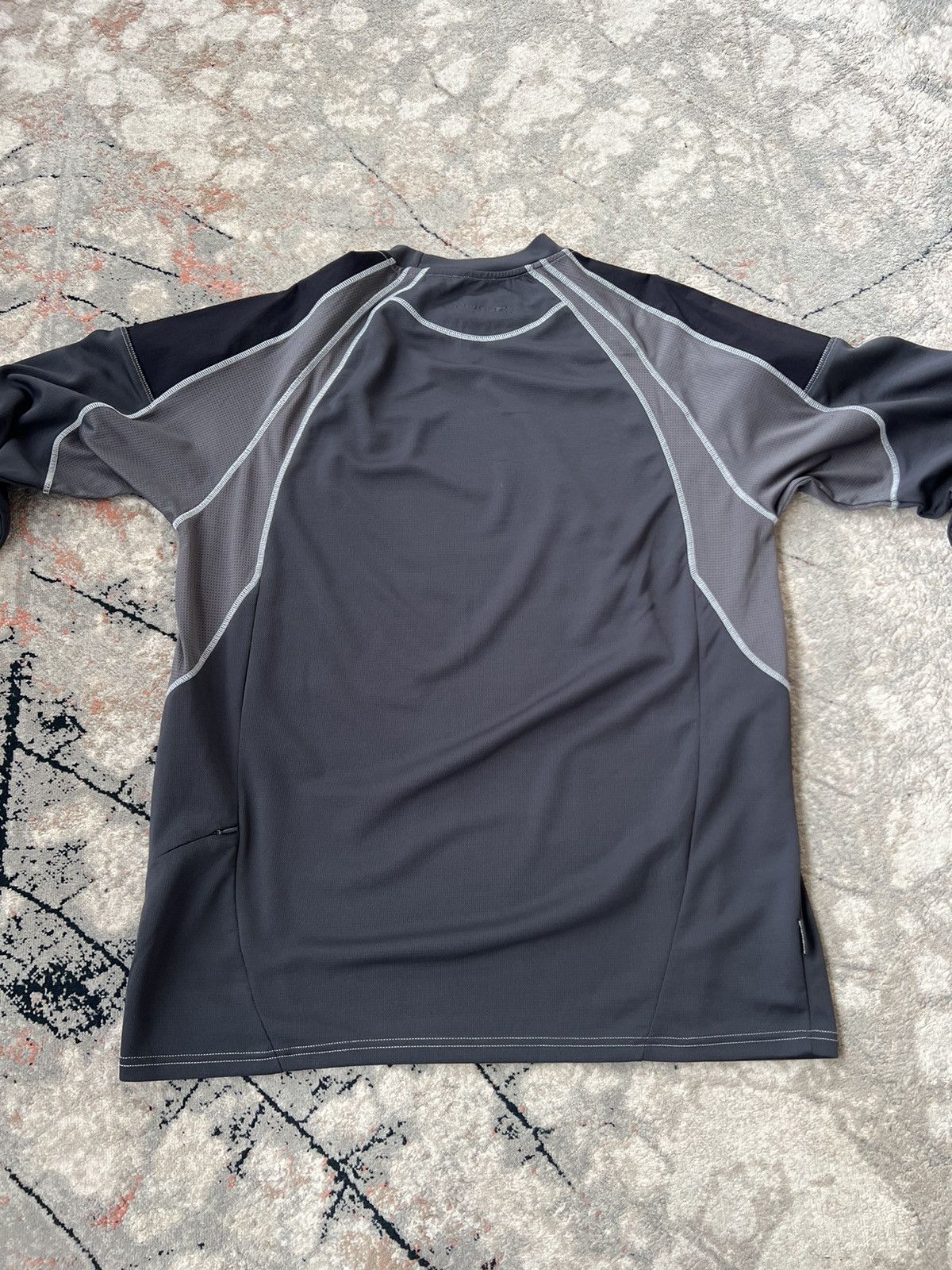 Other Endura Long Sleeve Size US XXL / EU 58 / 5 - 7 Thumbnail