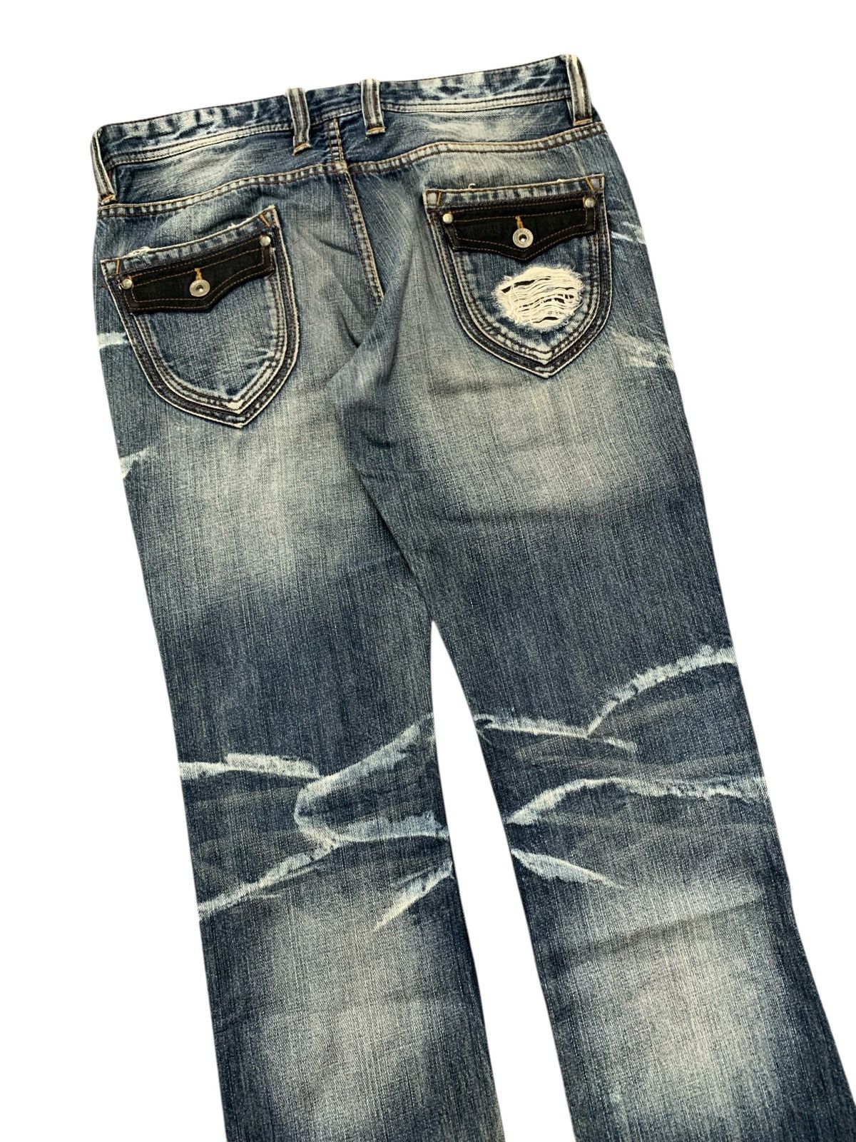 HIDEAWAYS Y2k Hideways japanese distressed seditionaries bootcut Size US 31 - 8 Thumbnail