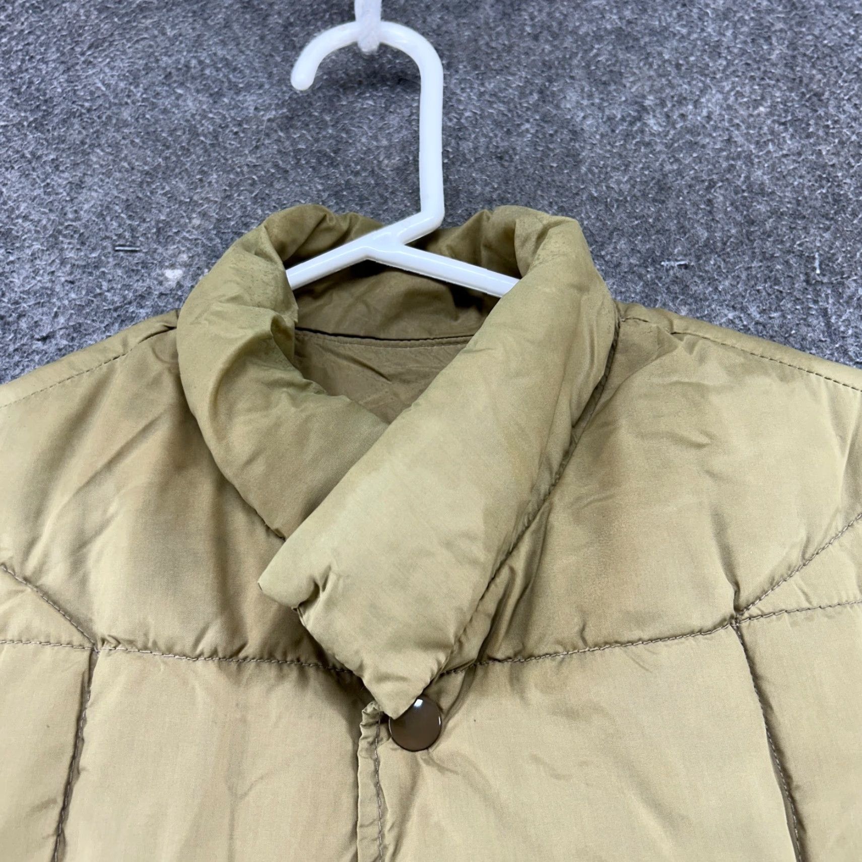 Vintage VINTAGE Tempco Vest Mens XL Brown Puffer Quilted Goose Down Insulated Snap 80s 90s - Reversible, Down, Winter, Casual Mens Size US XL / EU 56 / 4 - 4 Thumbnail