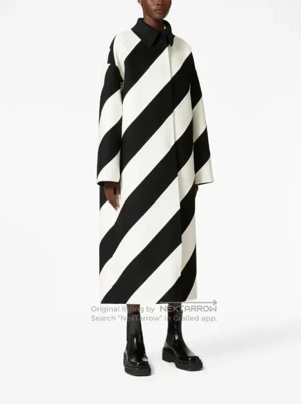 Valentino Valentino Twill stripe printed coat Size XS / US 0-2 / IT 36-38 - 2 Thumbnail