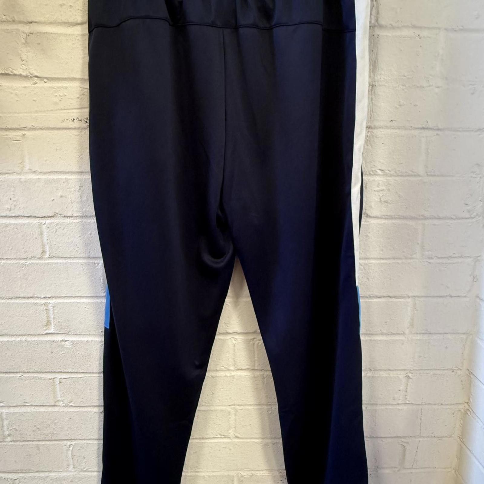 K-Swiss K-Swiss Men's Navy and Blue Joggers-tracksuit Size US 40 / EU 56 - 7 Thumbnail