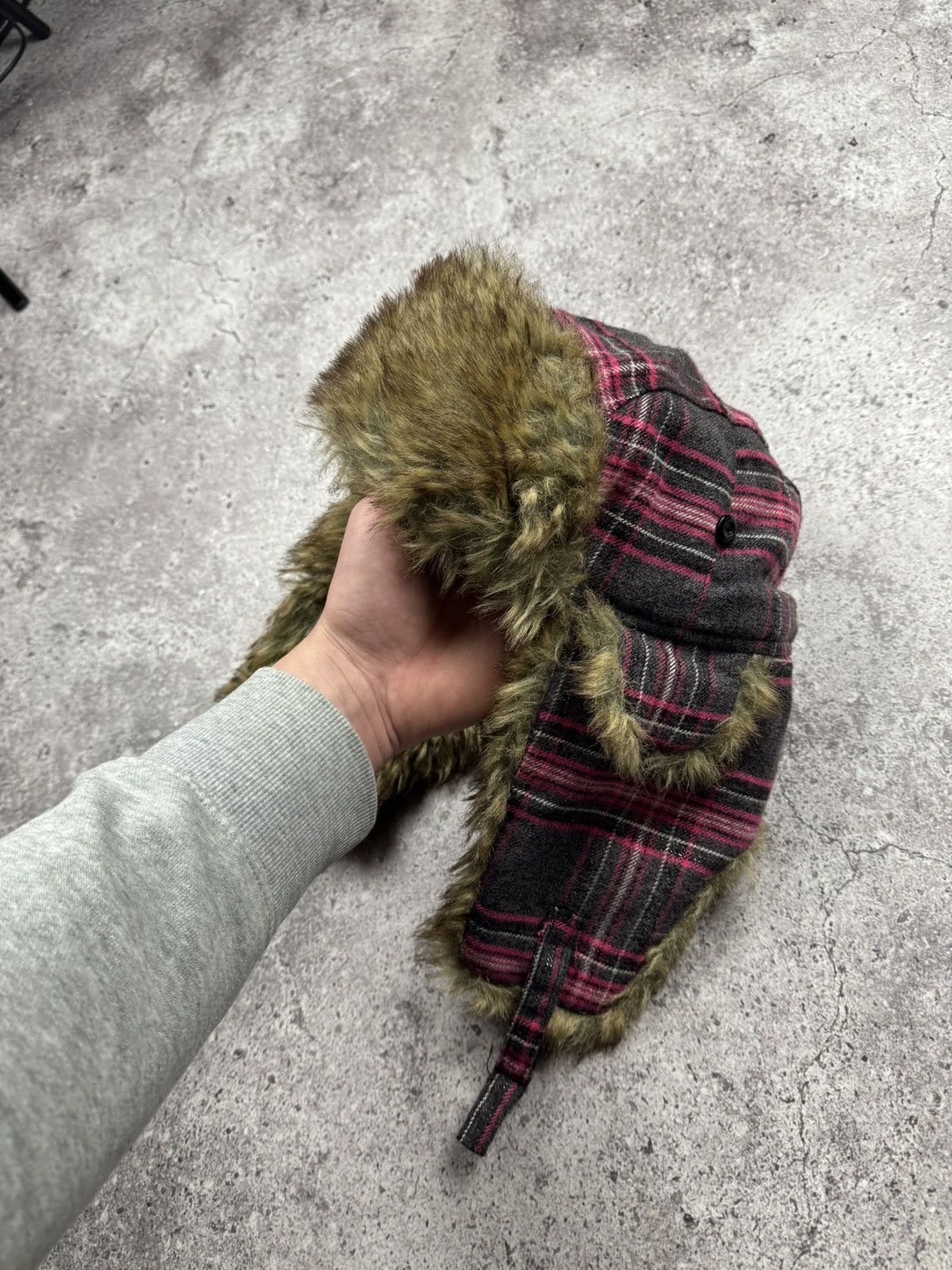 Japanese Brand Y2K pink camo Ushanka fur hat fuzzy vintage hype alt rare Size ONE SIZE - 4 Thumbnail