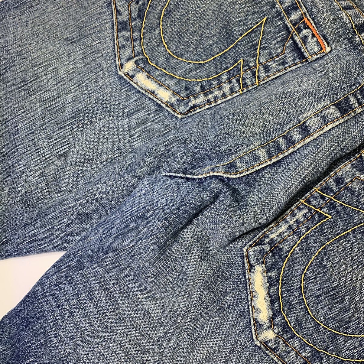 Other TRUE RELIGION FLARE DISTRESSED DENIM JEAN PANT Size US 30 / EU 46 - 7 Thumbnail