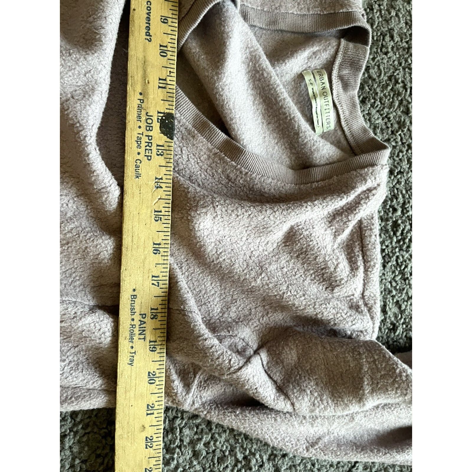 Urban Outfitters Urban Outfitters Sweater Women’s Size Small Blush Pink V-Neck Long Sleeves Size S / US 4 / IT 40 - 4 Thumbnail