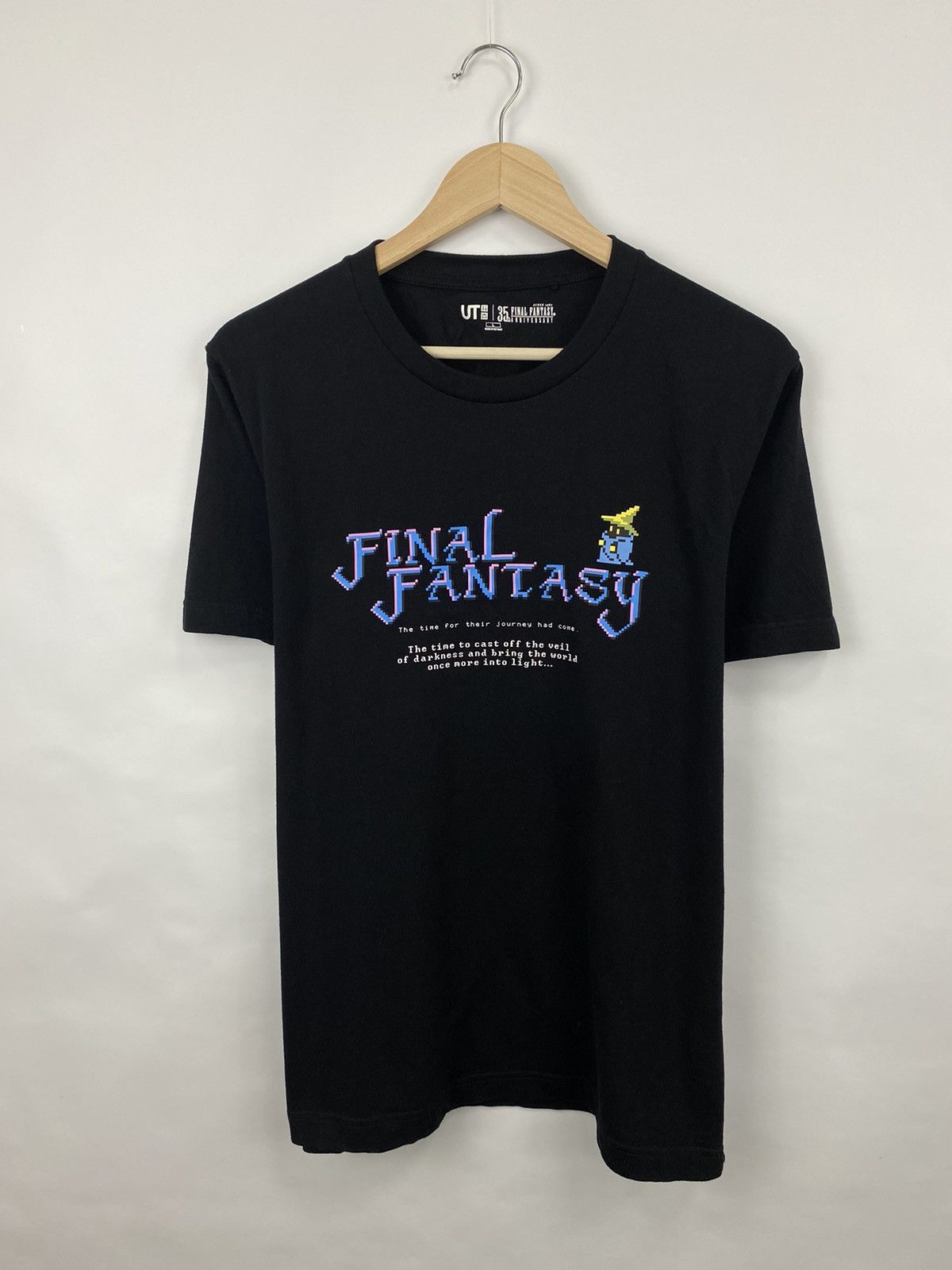Uniqlo Uniqlo Final Fantasy 35 Anniversary Since 1987 Promo T-Shirt Size US M / EU 48-50 / 2 - 3 Thumbnail