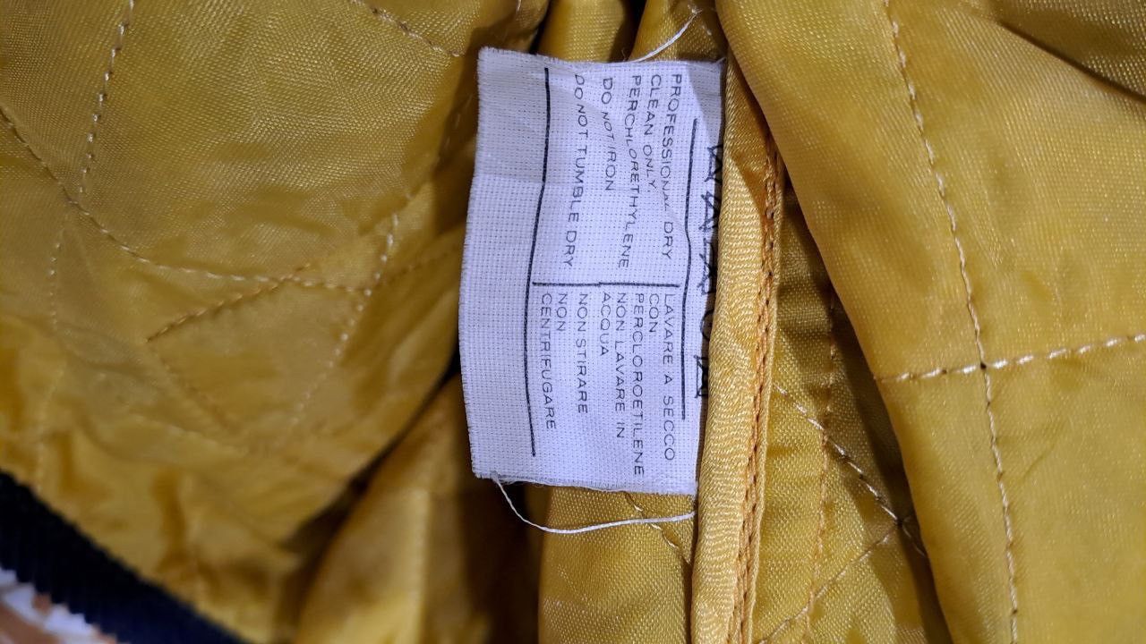 Salvatore Ferragamo Vintage 90s Salvatore Ferragamo Leopard in the Jungle Size US M / EU 48-50 / 2 - 13 Thumbnail