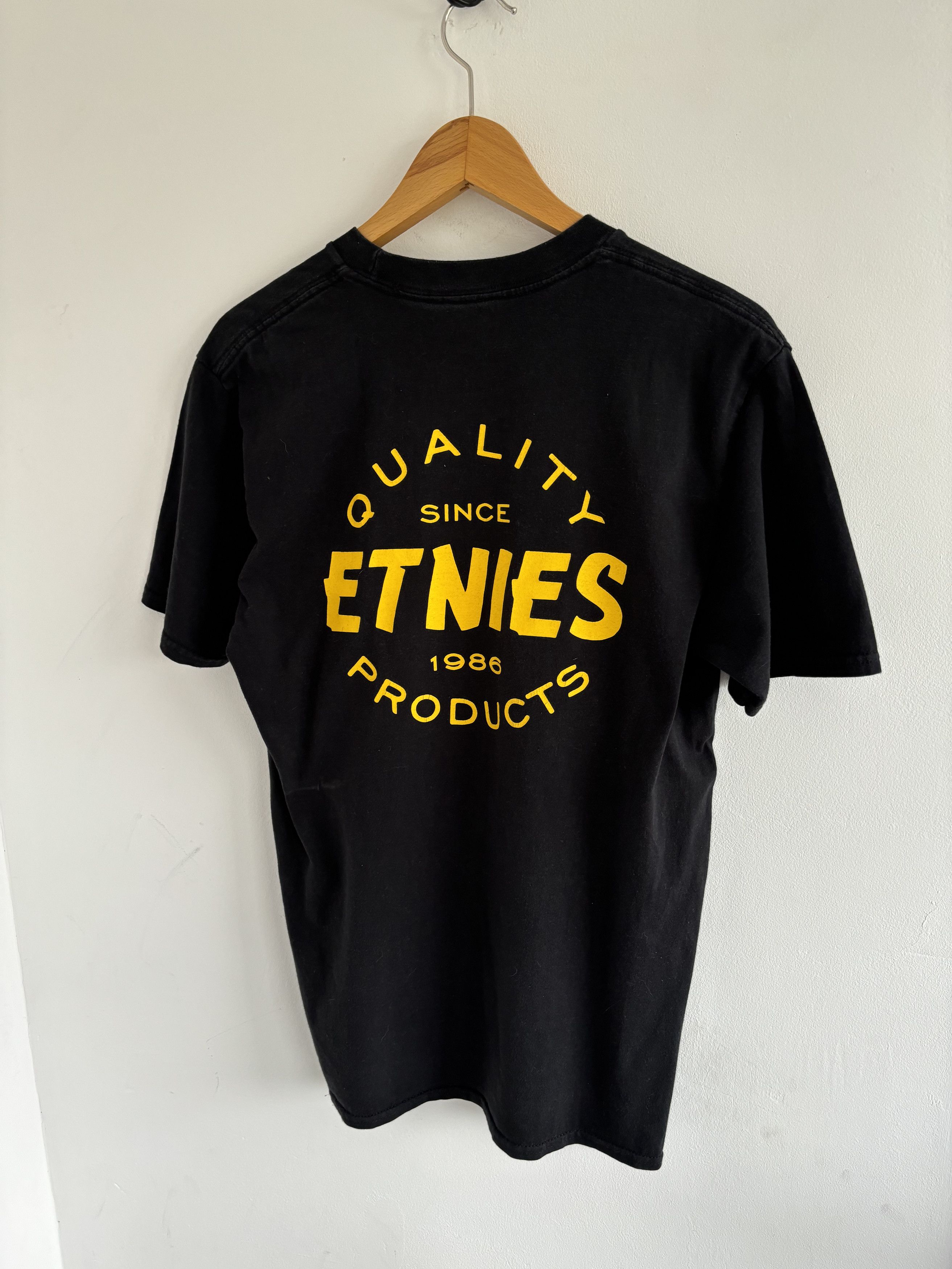 Etnies Etnies Logo Backprint Skate Tee Size US M / EU 48-50 / 2 - 1 Thumbnail