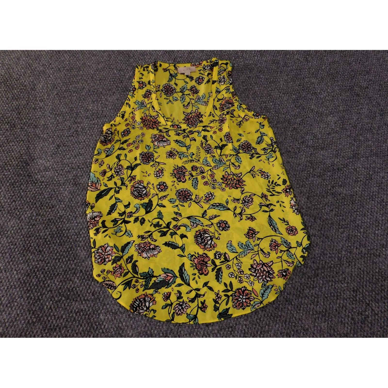 Loft LOFT Blouse Tank Top Womens XS Yellow Floral Sleeveless Pullover Round Neck Casual Short Sleeve Polyester Rayon Button Blouse Size XS / US 0-2 / IT 36-38 - 2 Thumbnail