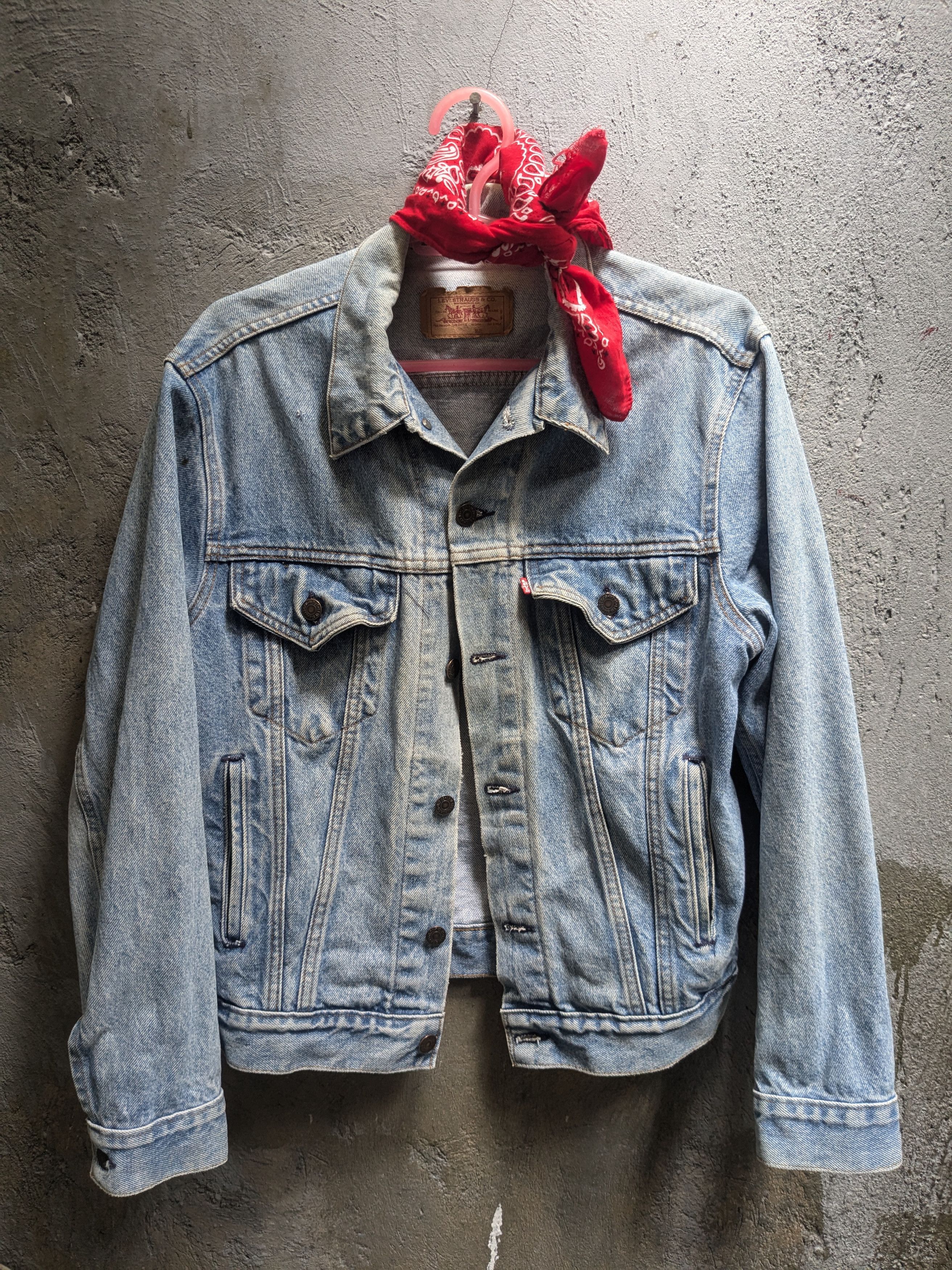 Levi's Vintage Clothing vintage Levis denim jacket made in USA late 80-early 90s Size US M / EU 48-50 / 2 - 1 Thumbnail