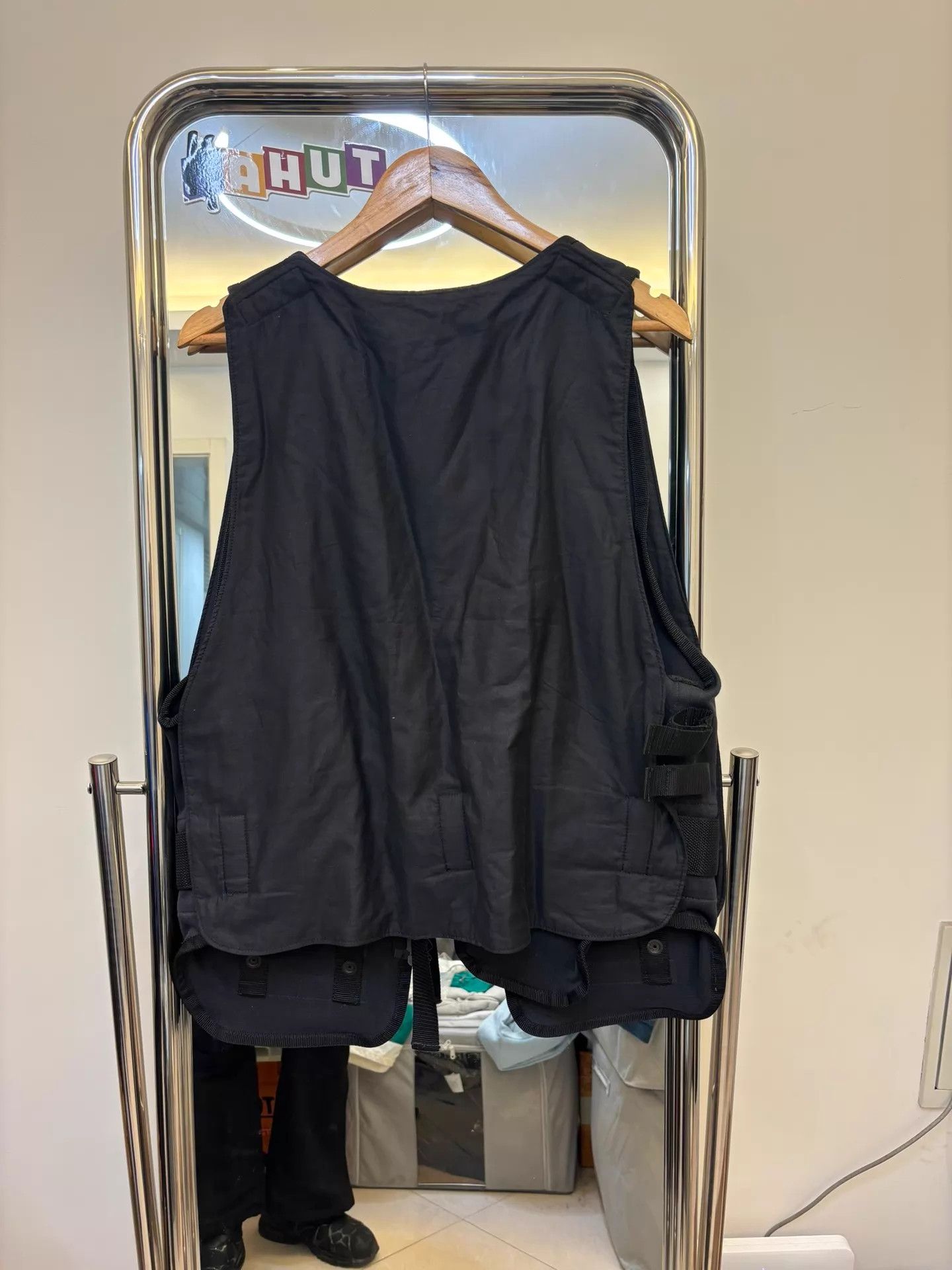 N.Hoolywood n.hoolywood archive military vest F 99% new rare Size US M / EU 48-50 / 2 - 5 Thumbnail