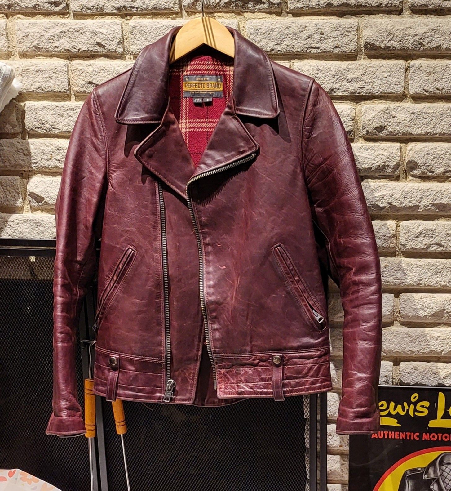 FS: Schott x Horween CHiPS Perfecto P6521 Leather Jacket | The