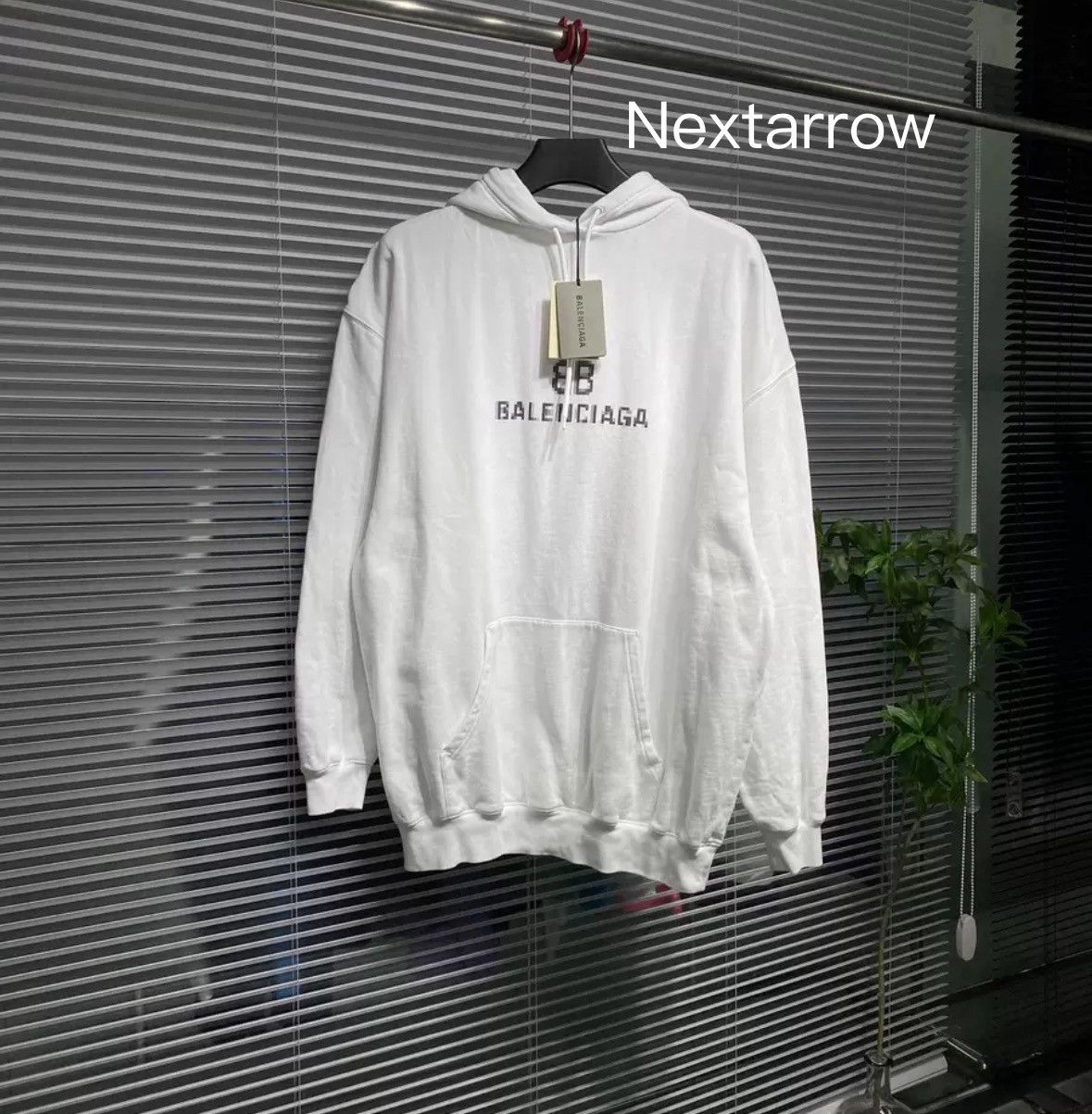 Balenciaga Balenciaga hoodie2412-Nextarrow Size US M / EU 48-50 / 2 - 1 Thumbnail