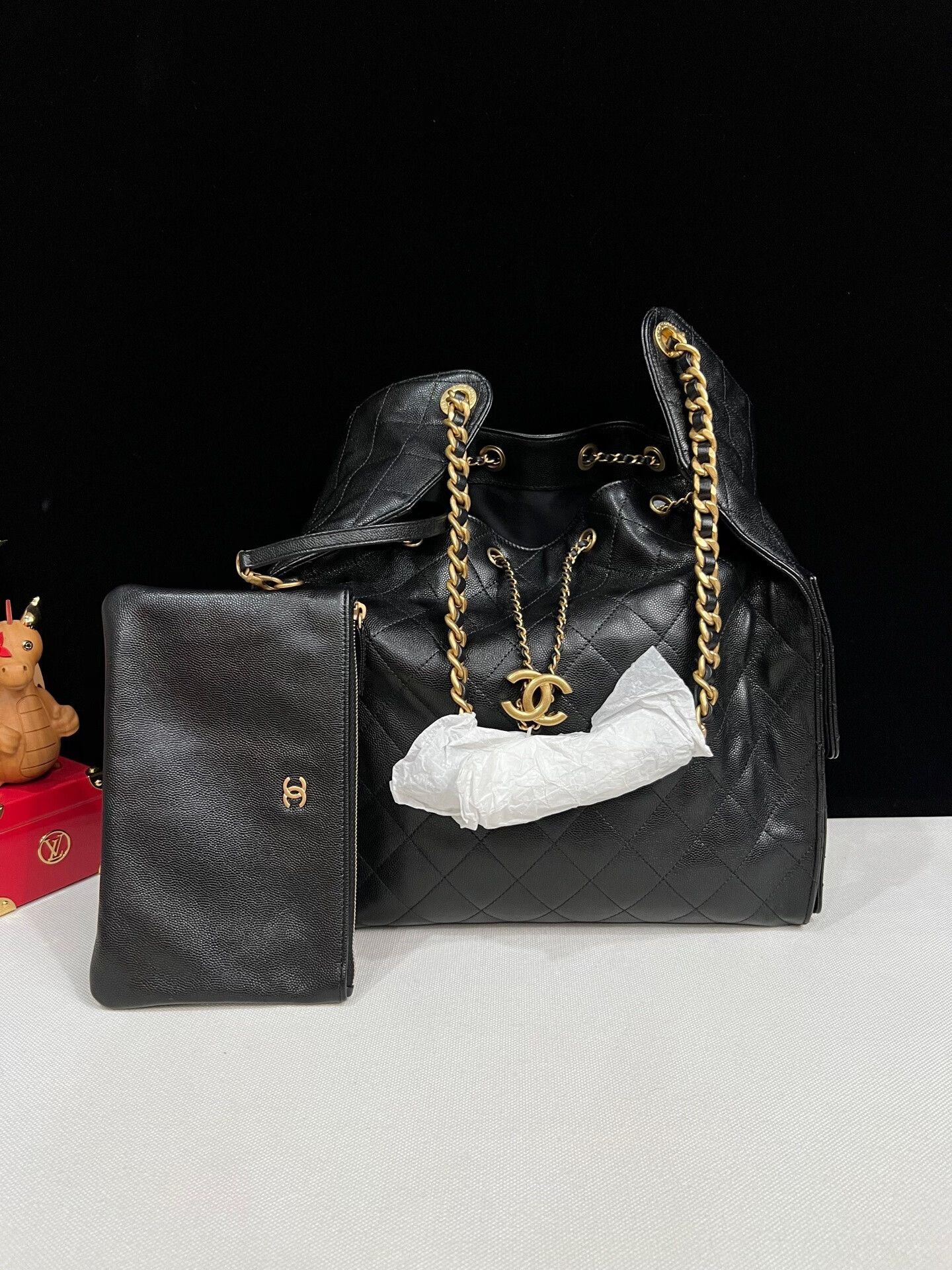 Chanel Pre-loved Bag Very good condition Size ONE SIZE - 1 Thumbnail