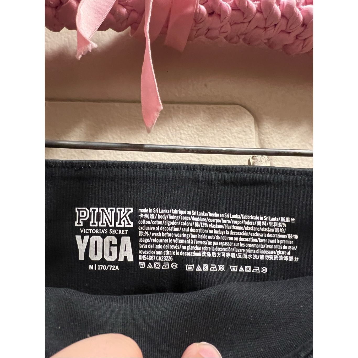 Pink PINK By Victoria’s Secret Yoga Leggings Woman’s Size Medium Size 28" / US 6 / IT 42 - 7 Thumbnail