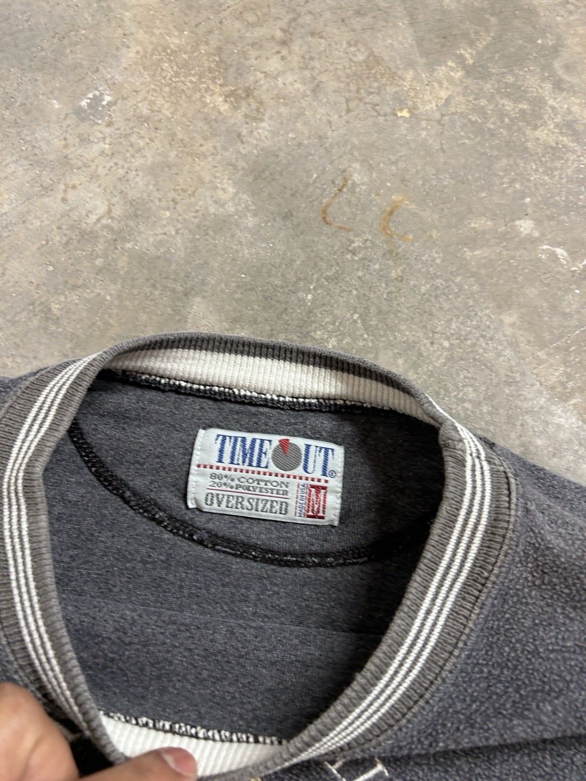 Vintage Vintage 90’s Champion Hills Club Sweatshirt Size Medium Size US M / EU 48-50 / 2 - 3 Thumbnail