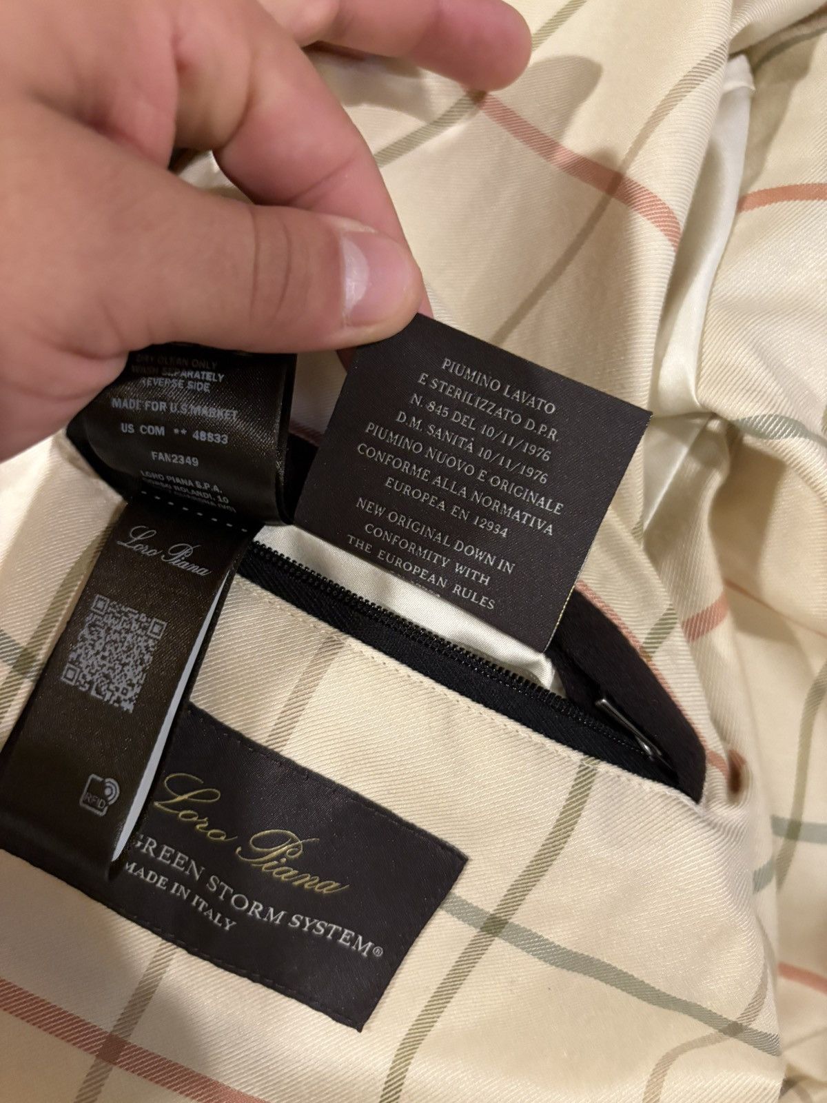 Loro Piana Loro Piana Tuul HOODED BOMBER Cash Storm Plume Size US XL / EU 56 / 4 - 13 Thumbnail