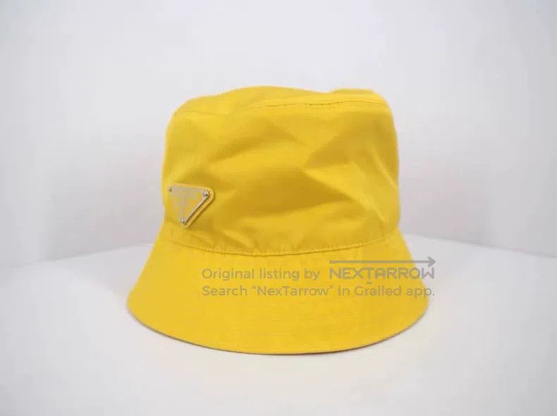 Prada Prada Yellow triangle logo nylon fisherman hat Size ONE SIZE - 2 Thumbnail