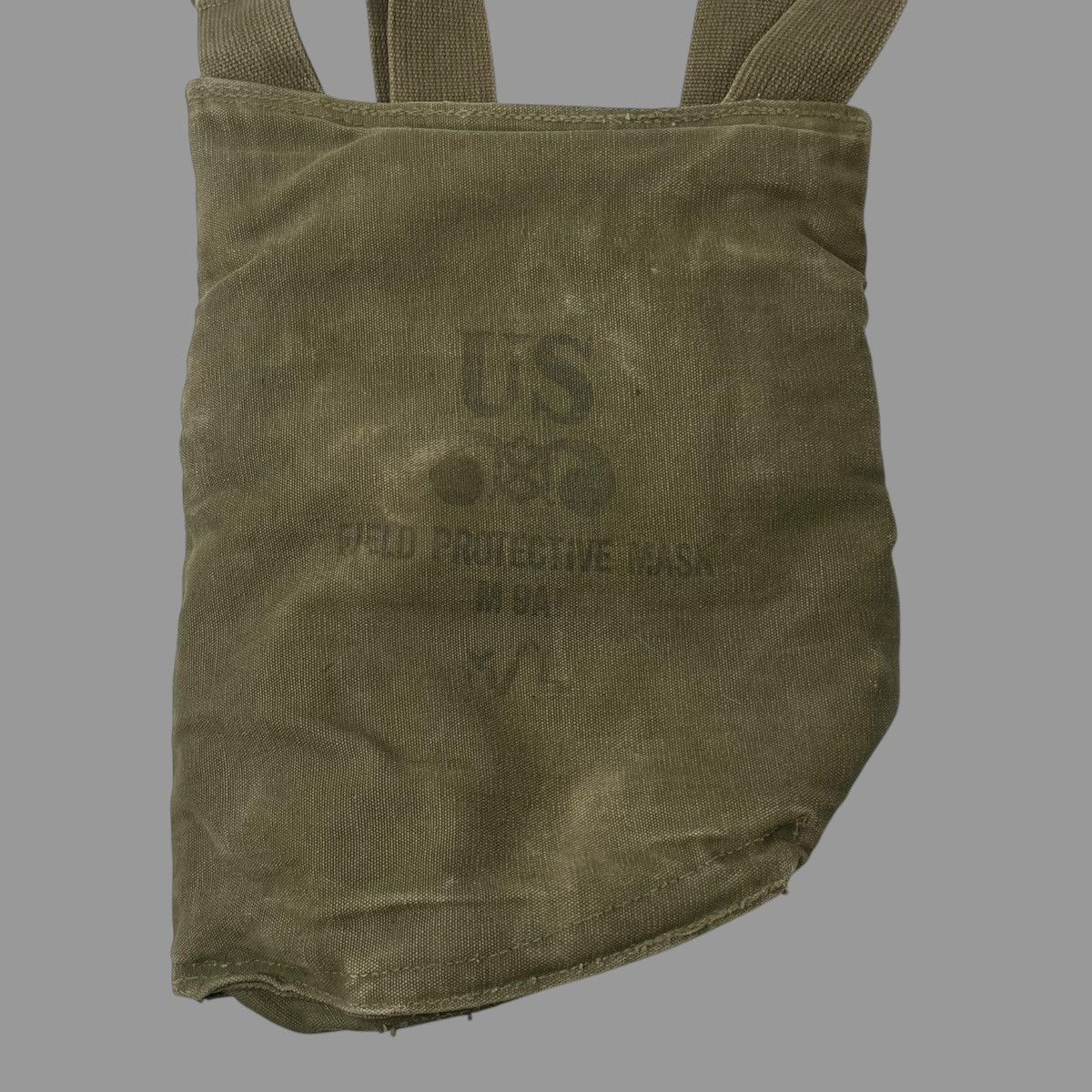 Vintage Vintage 1950s faded military mask bag Size ONE SIZE - 2 Thumbnail
