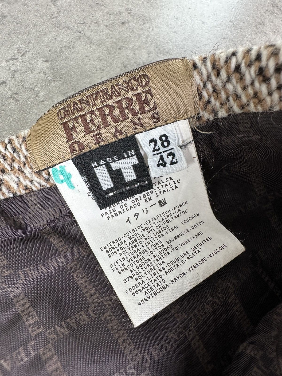 Gianfranco Ferre Geanfranko Ferre Wool Skirt Size 28" / US 6 / IT 42 - 2 Thumbnail