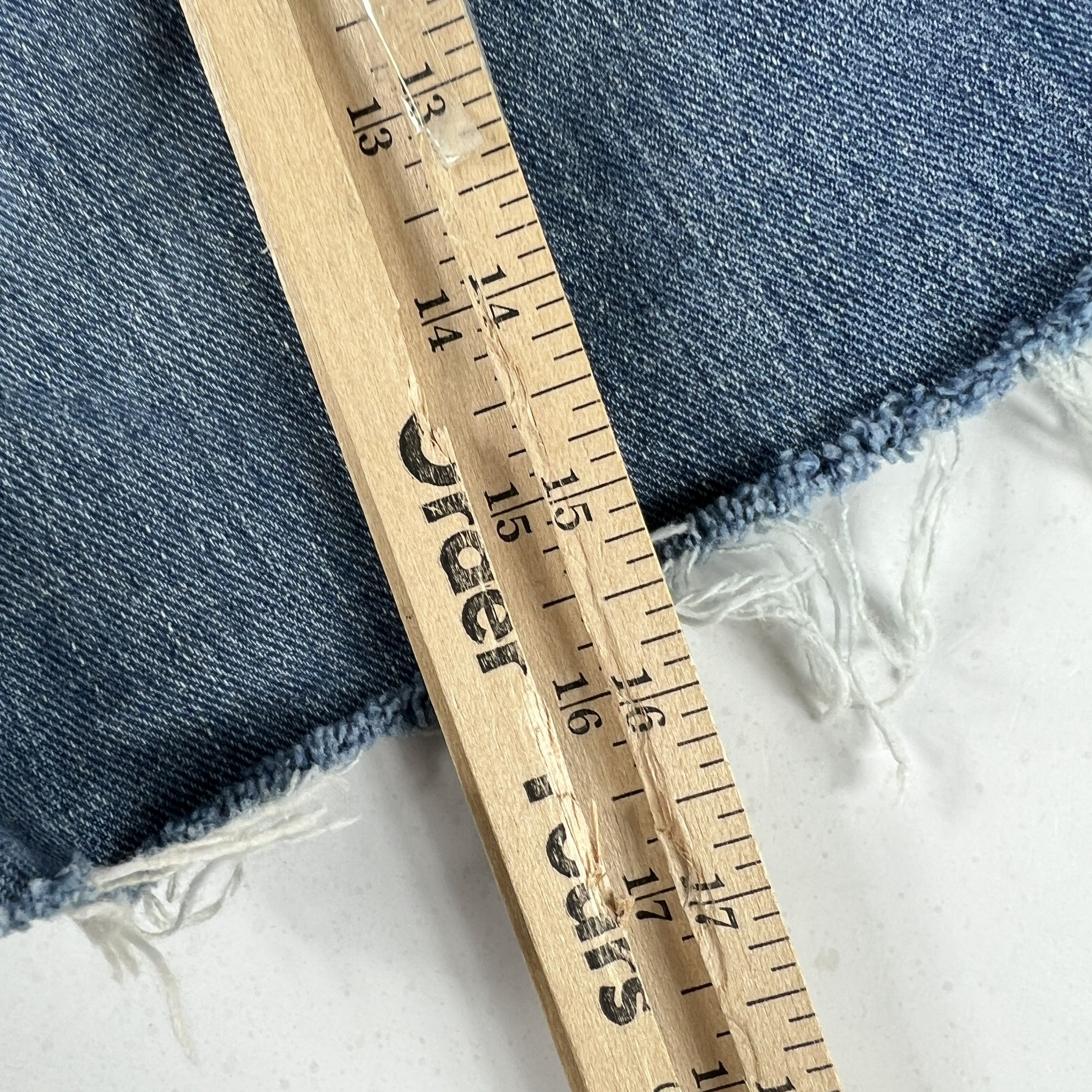 Levi's × Vintage Y2K Levi's Jean Shorts 505 Cut Off Faded Cotton Denim Jorts Size US 33 - 13 Thumbnail