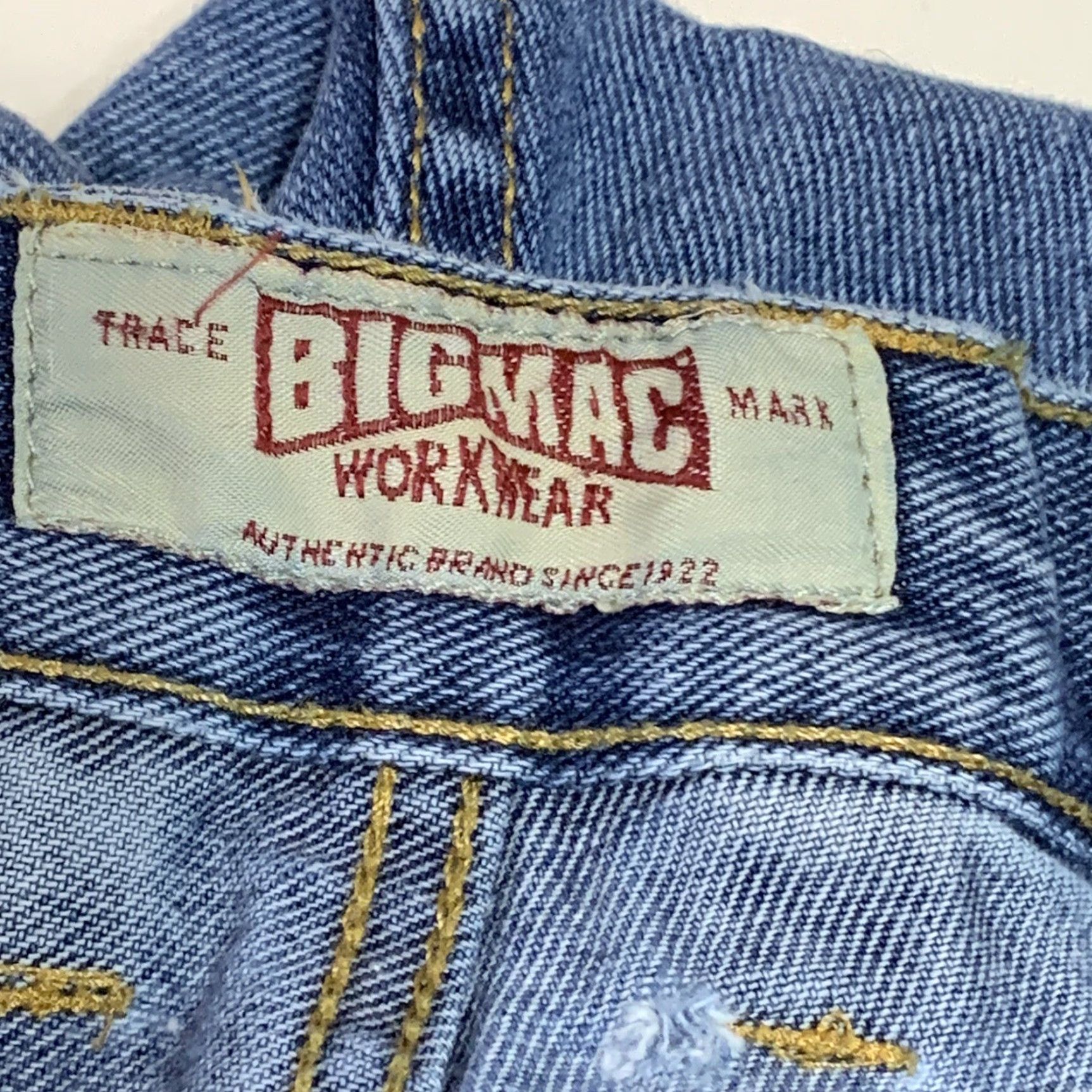 Vintage VINTAGE Big Mac Mens Denim Shorts 5 Pocket Zip Fly Blue 38 Regular 100% Cotton Workwear Mens Size US 38 / EU 54 - 6 Thumbnail
