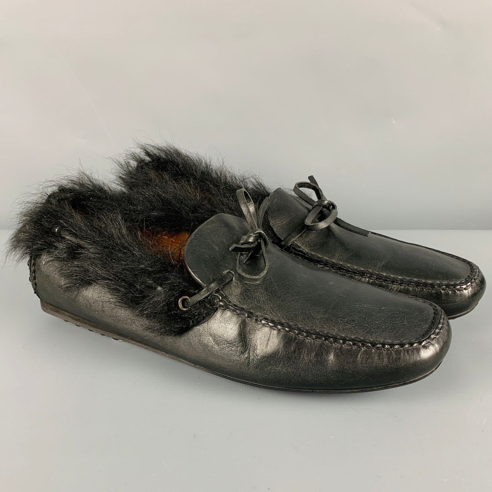 Car Shoe CAR SHOE Size 8 Black Leather Fur Trim Drivers Loafers Size US 8 / EU 41 - 1 Thumbnail