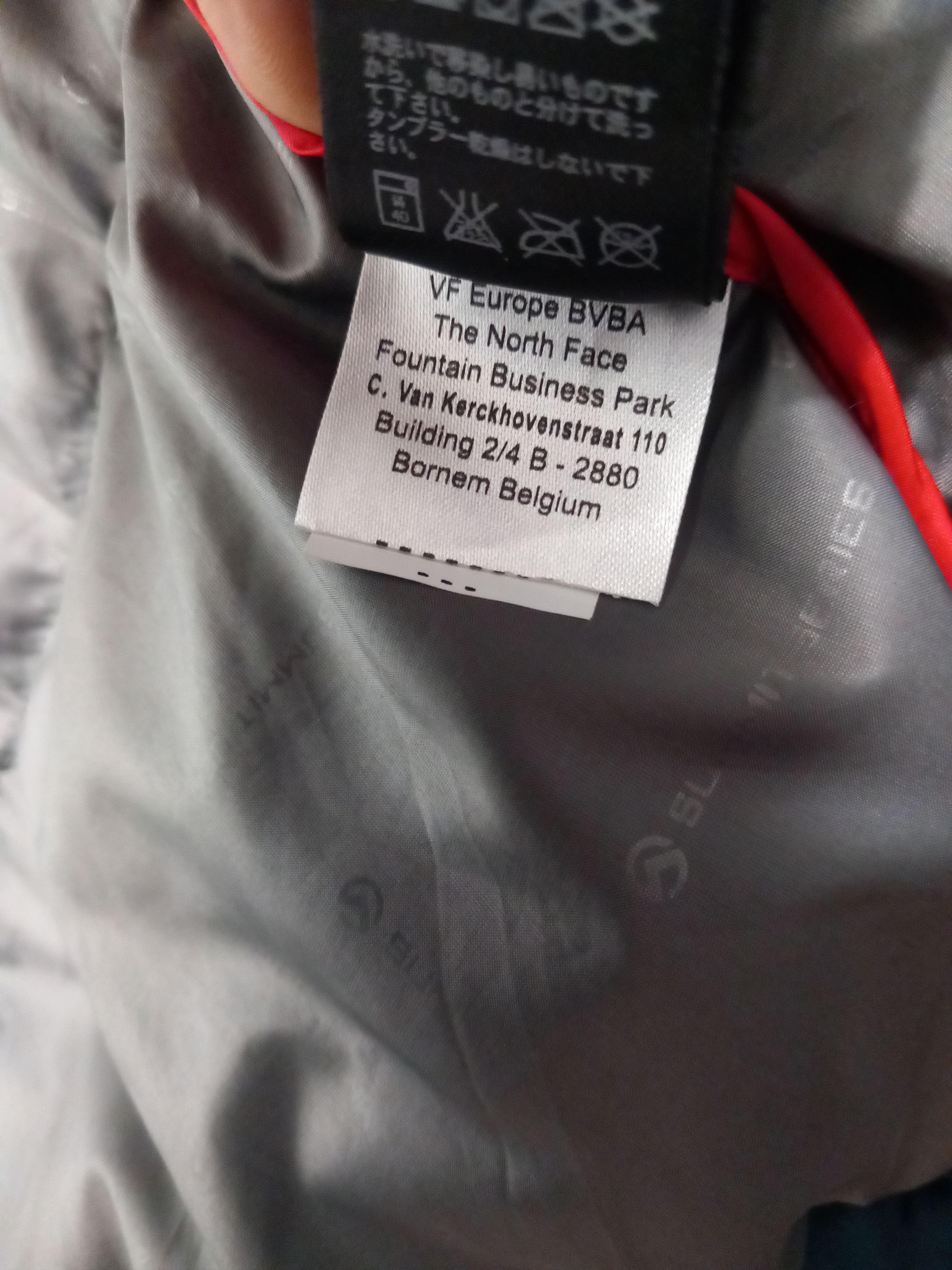 The North Face The North Face 700 Summit Series Down Jacket Size: L Size US L / EU 52-54 / 3 - 10 Thumbnail