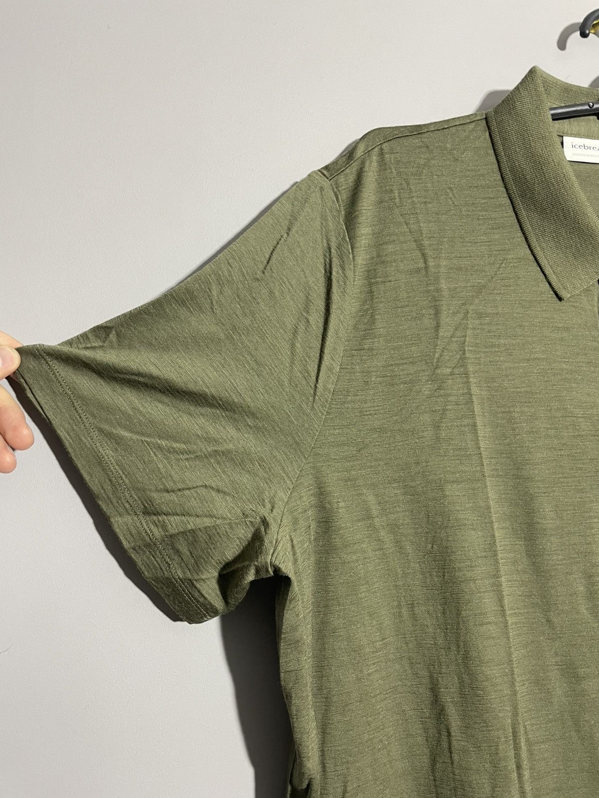 Icebreaker Ice Breaker Merino Wool Men’s Olive Polos size XXL Size US XXL / EU 58 / 5 - 4 Thumbnail