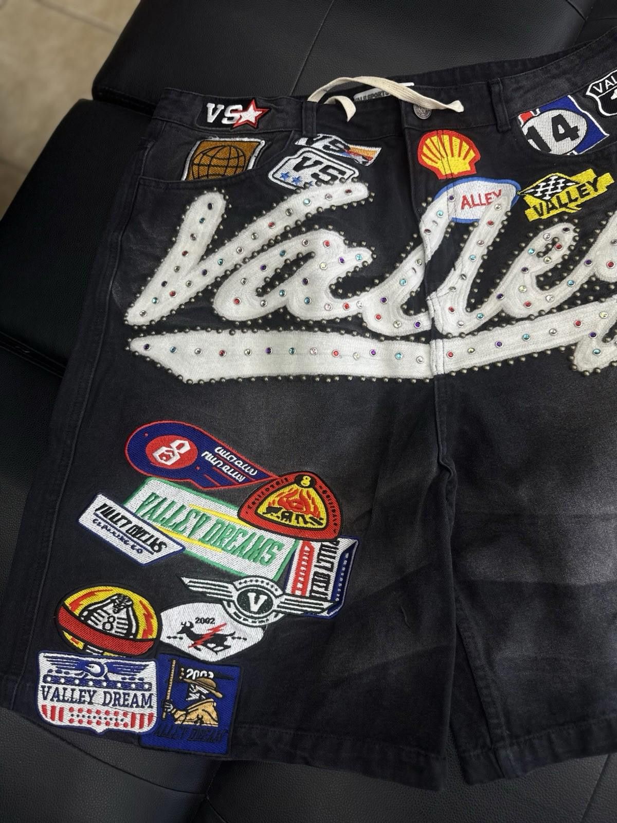 Vale Valley Black Denim Patchwork Shorts Size 34 (Brand New) Size US 34 / EU 50 - 3 Thumbnail