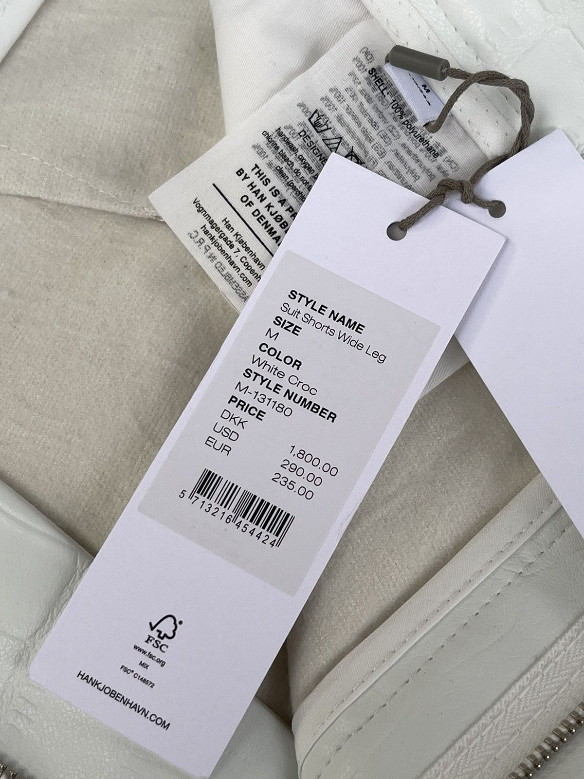 Han Kjobenhavn SS21 !DS! Han Kjobenhavn White Croc Suit Wide Leg Shorts Size US 32 / EU 48 - 25 Thumbnail