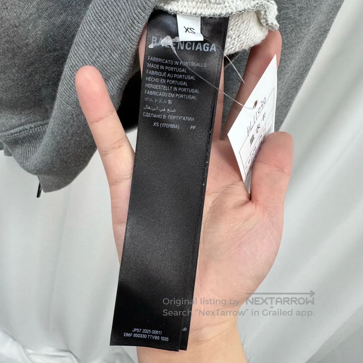 Balenciaga Balenciaga 25 Runway Grey Patch Letter Fur Collar Jacket| Size US XS / EU 42 / 0 - 7 Thumbnail