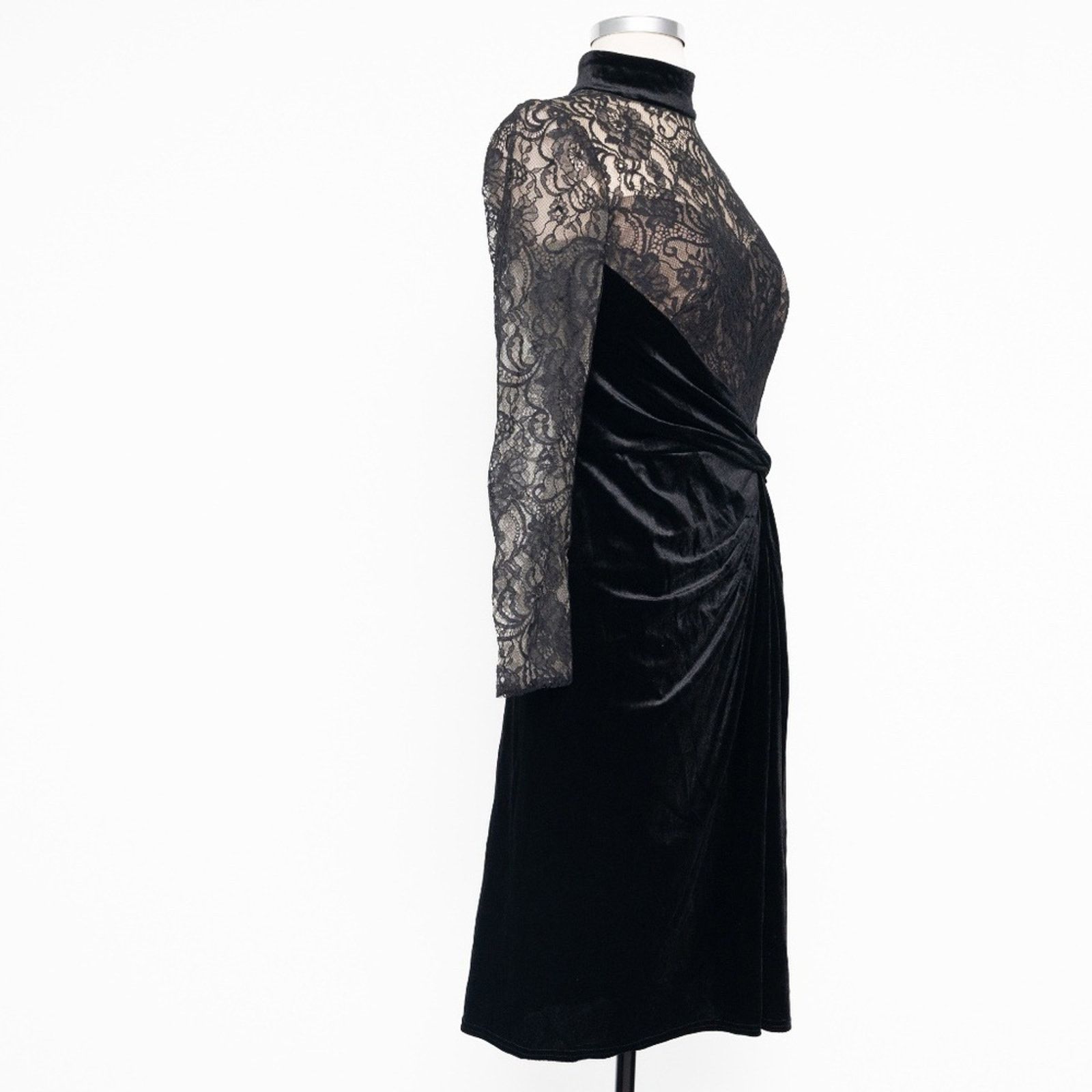 Tadashi Shoji TADASHI SHOJI. Lace & Velvet Sheath Dress. Size XS / US 0-2 / IT 36-38 - 3 Thumbnail