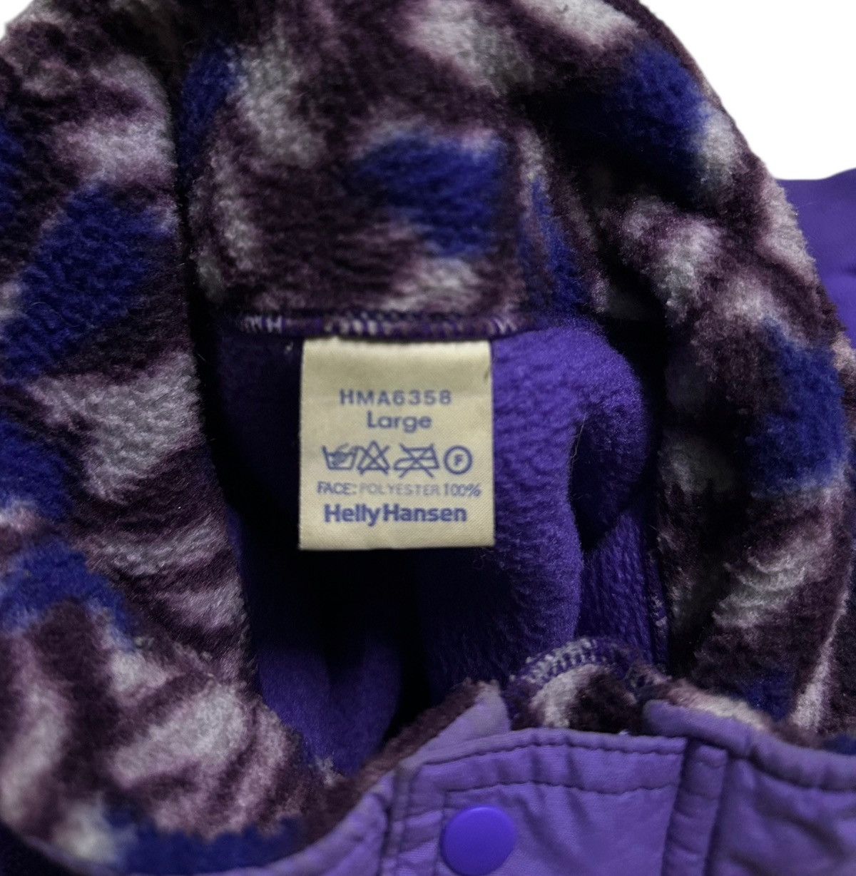 Helly Hansen Vintage 90s Helly hansen snap button fleece jacket in purple Size US L / EU 52-54 / 3 - 5 Thumbnail