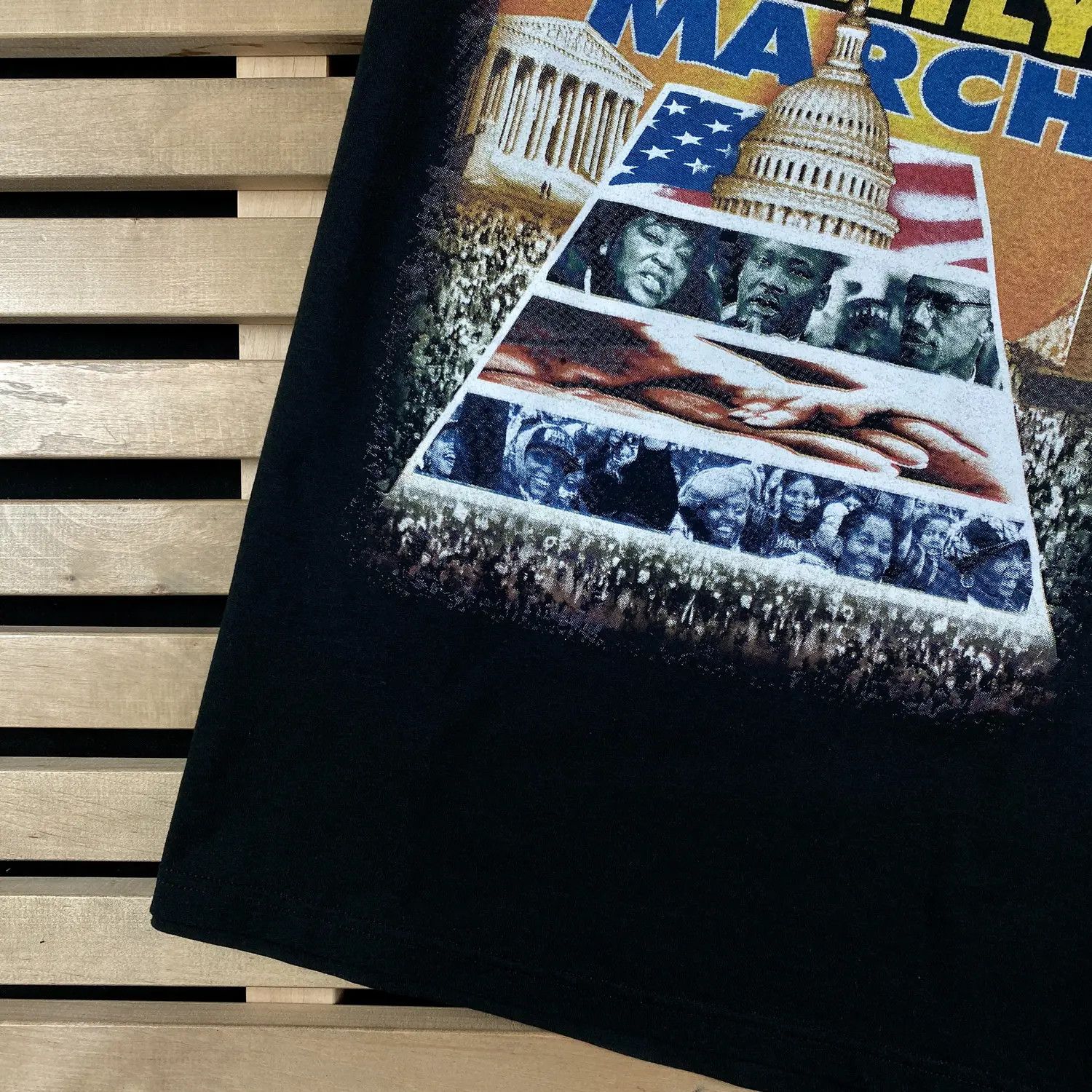 Vintage Mens Vintage T-Shirt Million Family March 2000 Size XL Size US XL / EU 56 / 4 - 3 Thumbnail