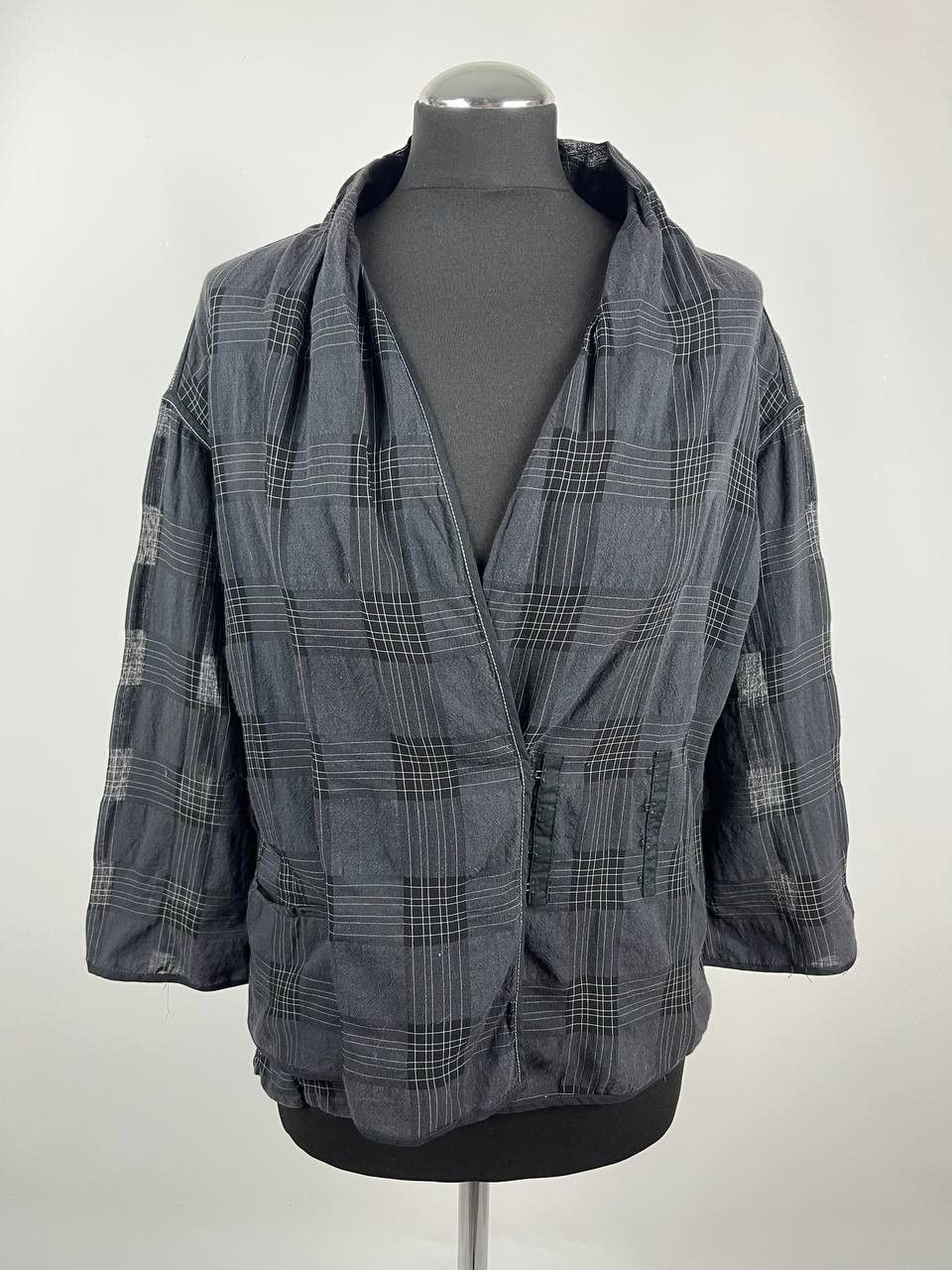 Annette Gortz Annette Görtz Plaid Blazer Avant Garde Hook Fastening Size XS / US 0-2 / IT 36-38 - 1 Thumbnail