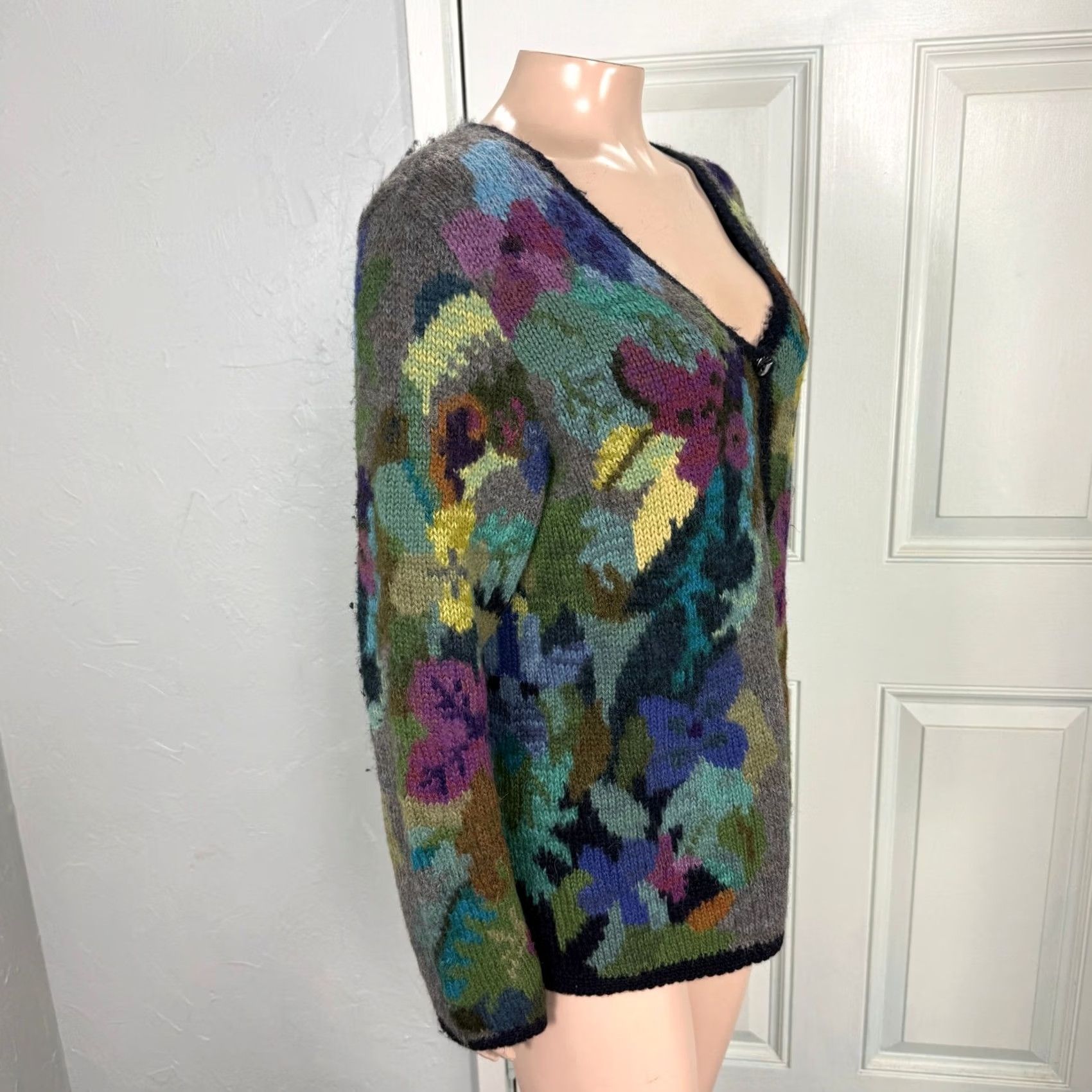Vintage VINTAGE? Peruvian Connection Floral Cardigan Womens Sweater M Alpaca Blue V-Neck Button Long Sleeve Knit Shirt? Size M / US 6-8 / IT 42-44 - 5 Thumbnail