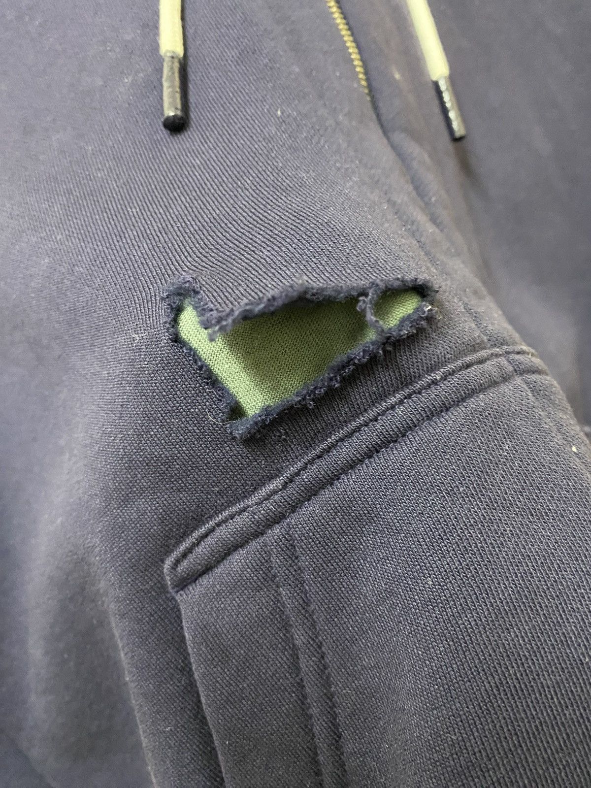 Lacoste Lacoste Hoodie Zipper Small Logo Blue Black Colour Size US M / EU 48-50 / 2 - 7 Thumbnail