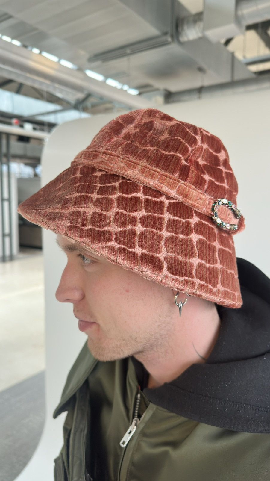 Gucci Gucci Velvet Bucket Hat L Size ONE SIZE - 1 Thumbnail