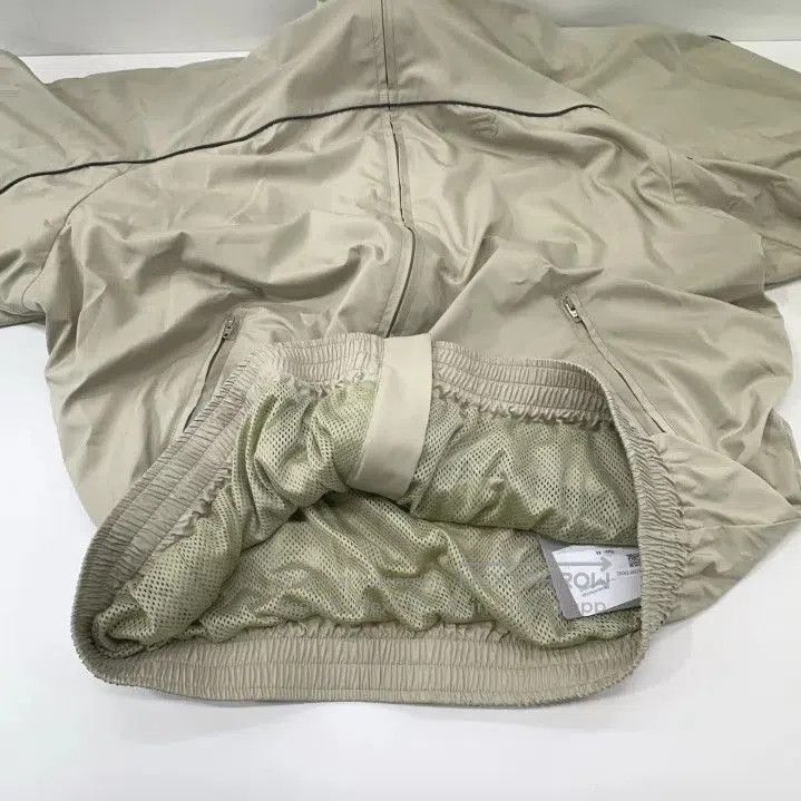 Balenciaga Balenciaga Gray Long Sleeve Jacket for Men. Size US L / EU 52-54 / 3 - 6 Thumbnail