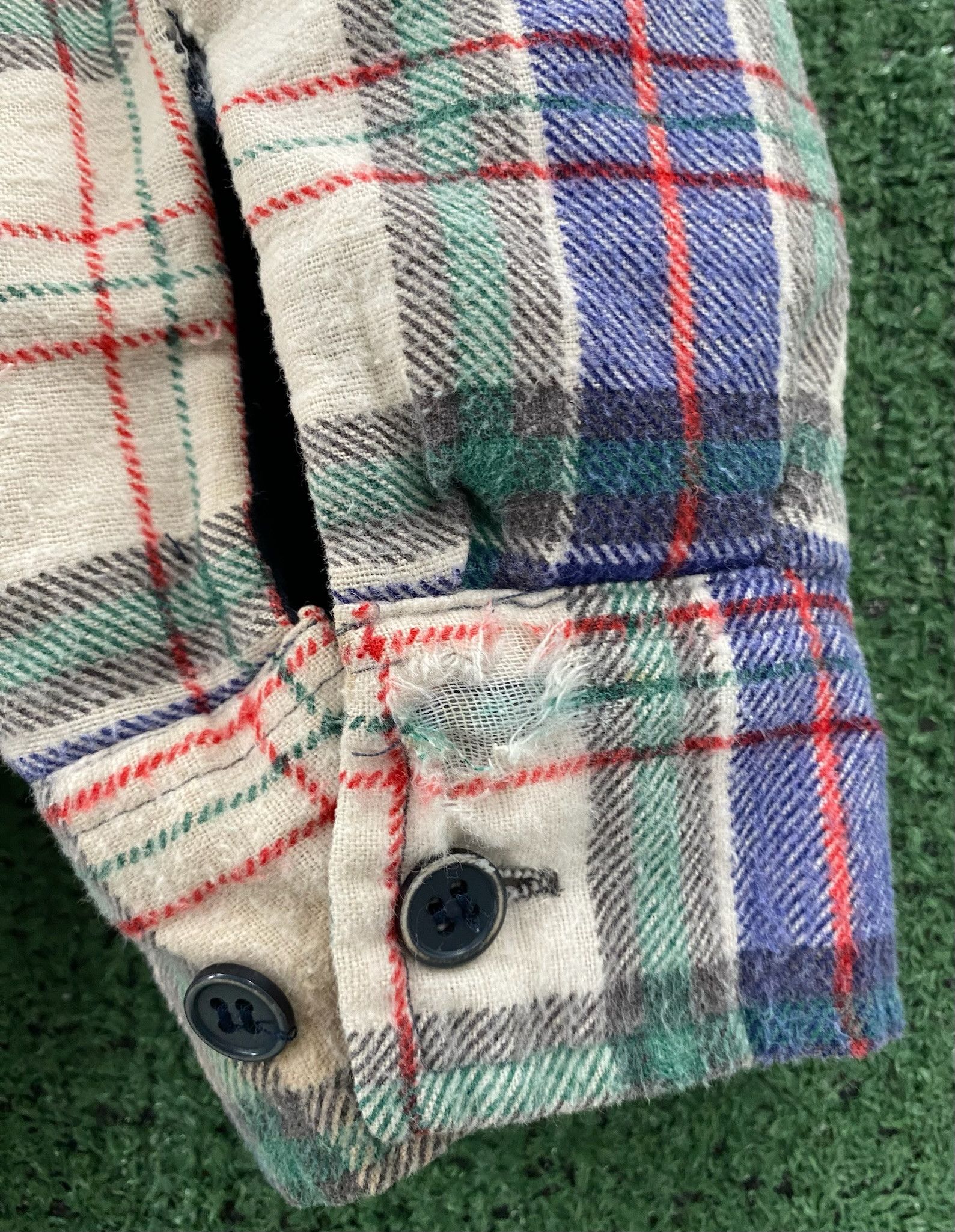 Vintage 80’s Outreach Plaid Lined Flannel Distressed Shirt Large Size US L / EU 52-54 / 3 - 10 Thumbnail