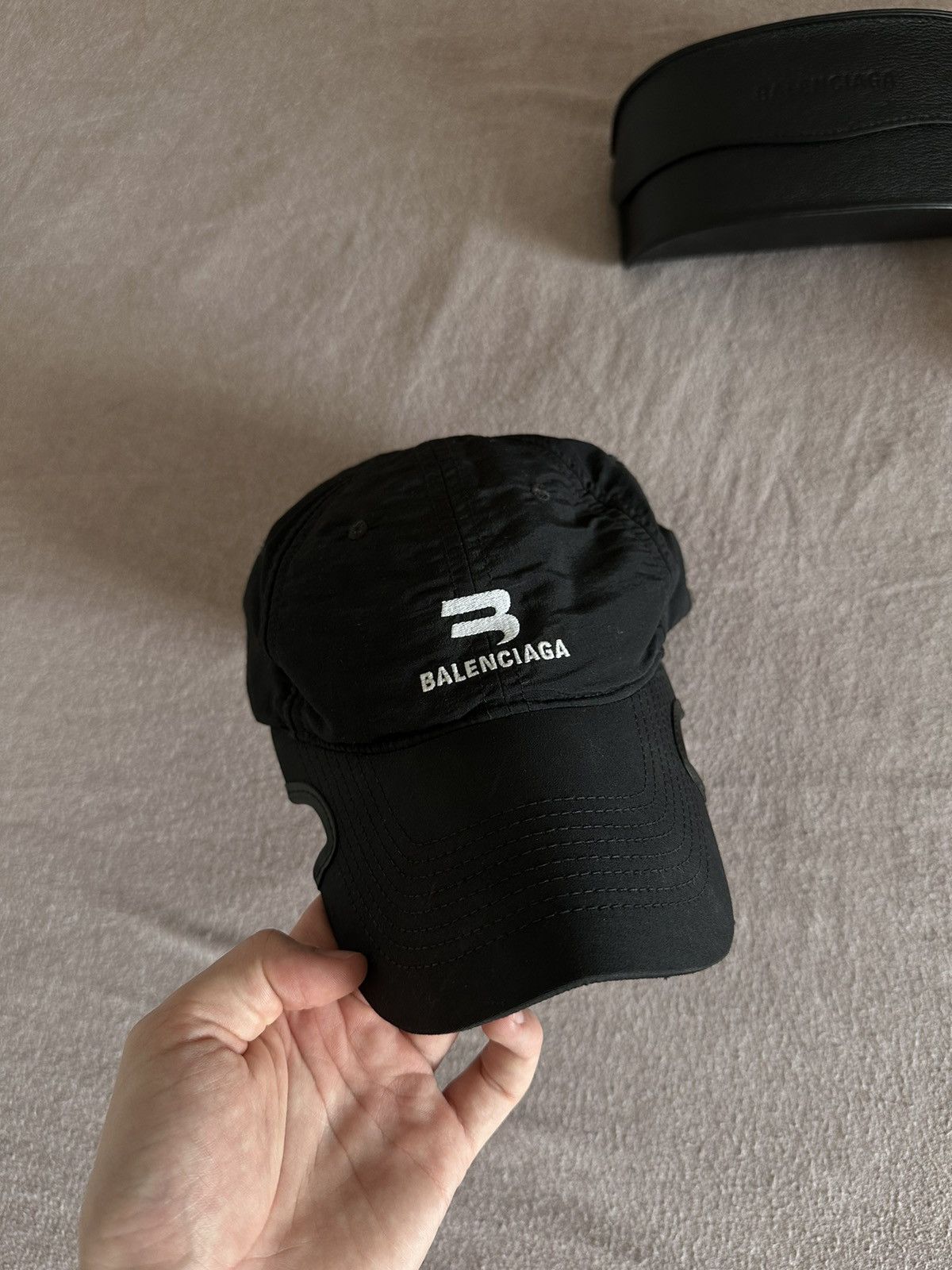 Balenciaga Balenciaga Tracksuit Sporty B Hat Size ONE SIZE - 1 Thumbnail