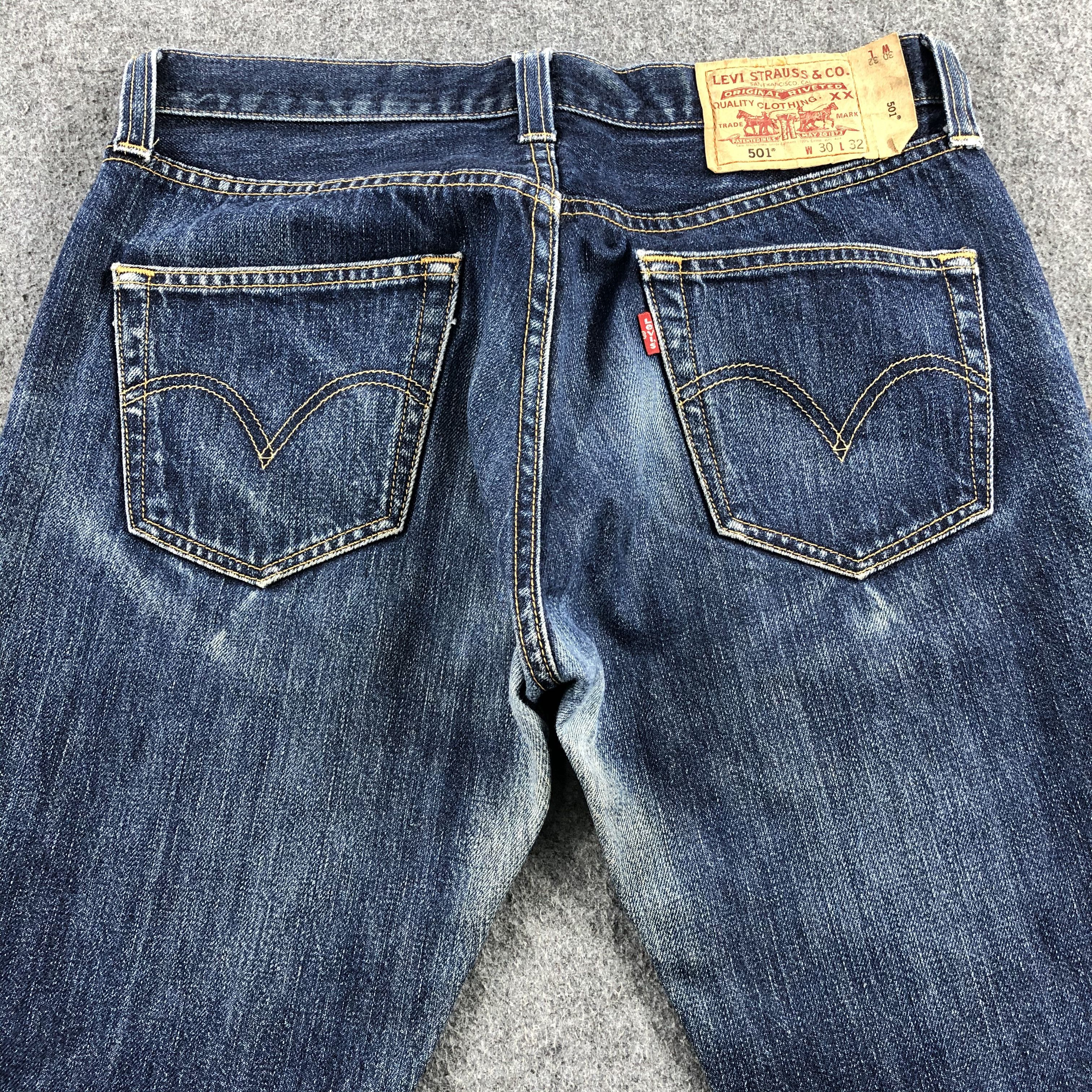 Levi's Vintage Blue Wash Levis 501 Jeans-J1782 Size US 31 - 4 Thumbnail
