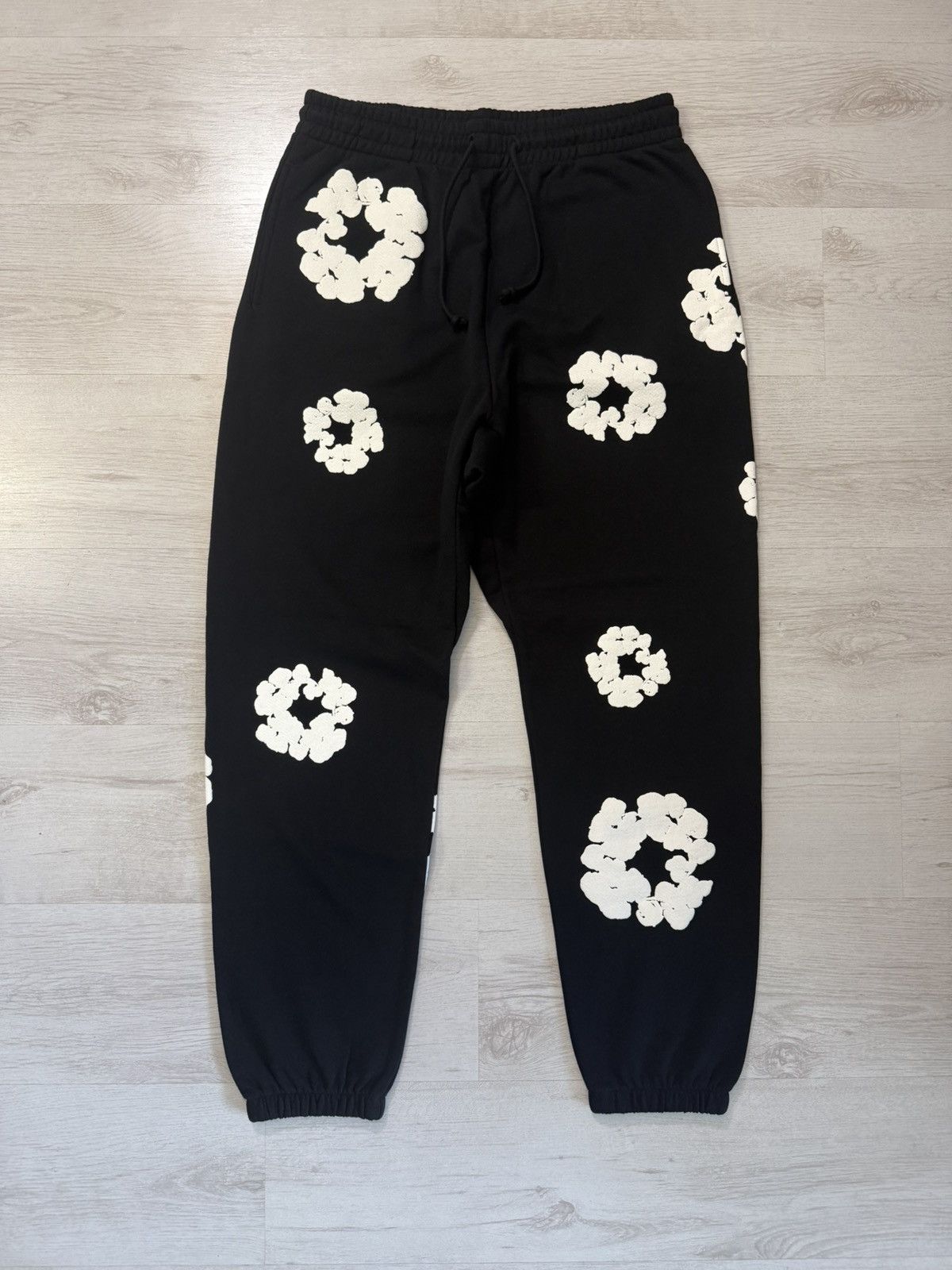 Denim Tears Cotton Wreath Sweatpants Size Large