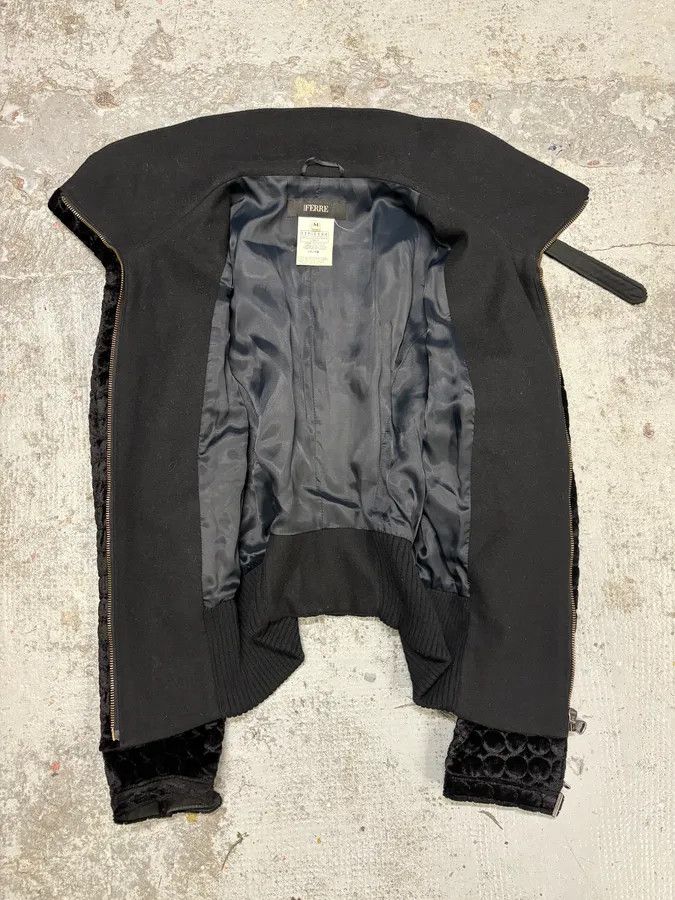 Gianfranco Ferre 2000s Gianfranco Ferre Black Light Fur Zip-up Jacket Size M / US 6-8 / IT 42-44 - 7 Thumbnail