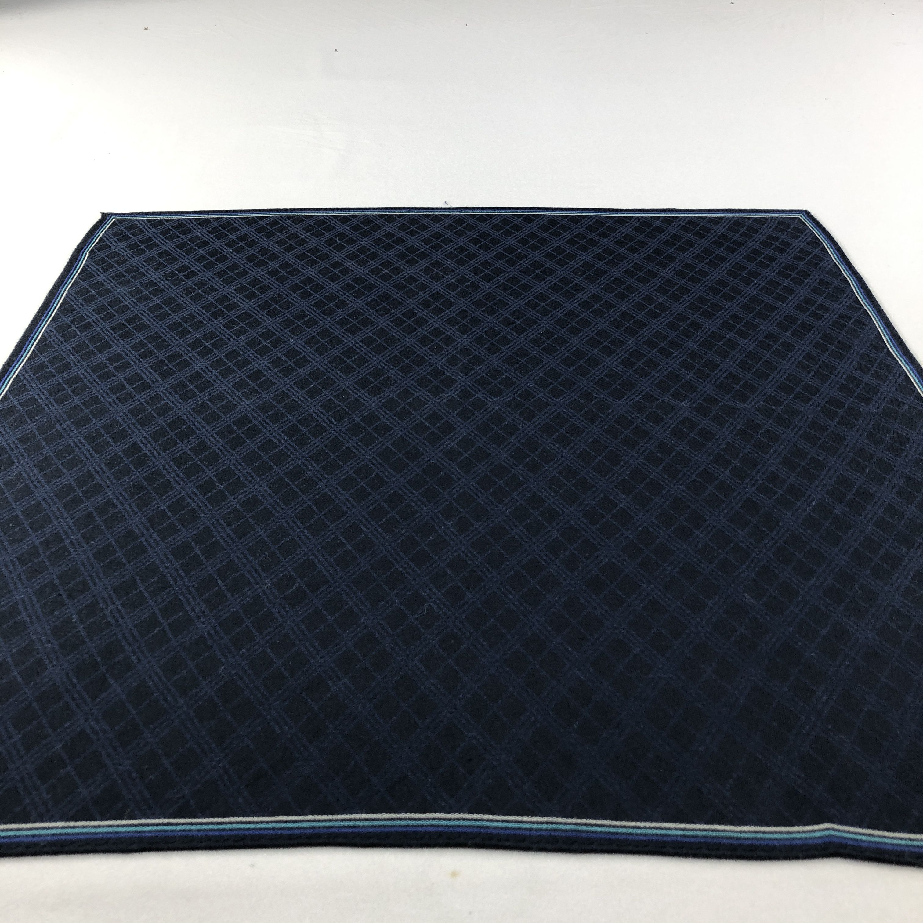 Burberry Burberry Prosum Handkerchief Neckerchief Bandana H3037 Size ONE SIZE - 4 Thumbnail