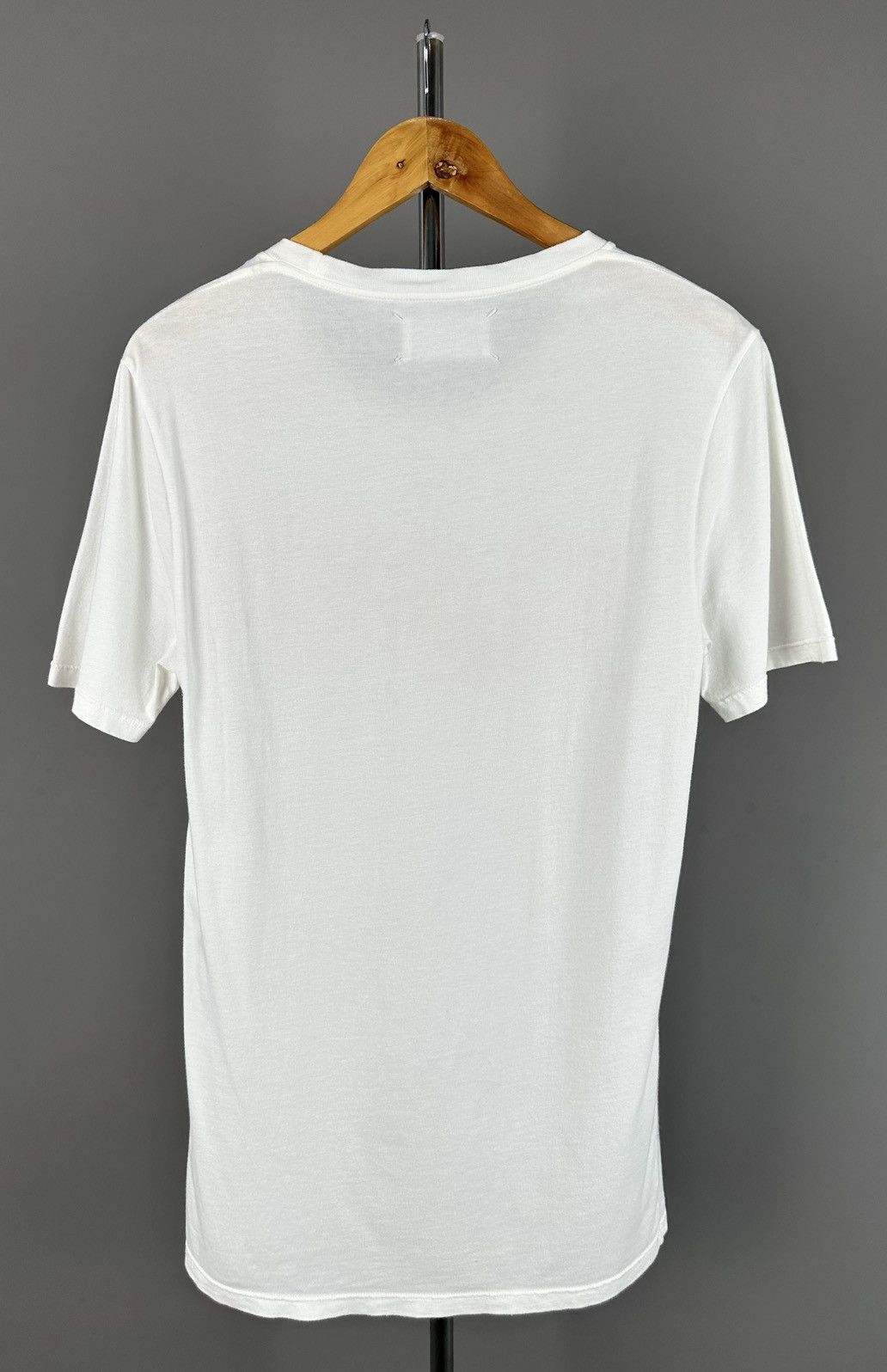 Maison Margiela Maison Margiela - Line 10 - S/S07 Flower Embroidered Tee Size US S / EU 44-46 / 1 - 5 Thumbnail