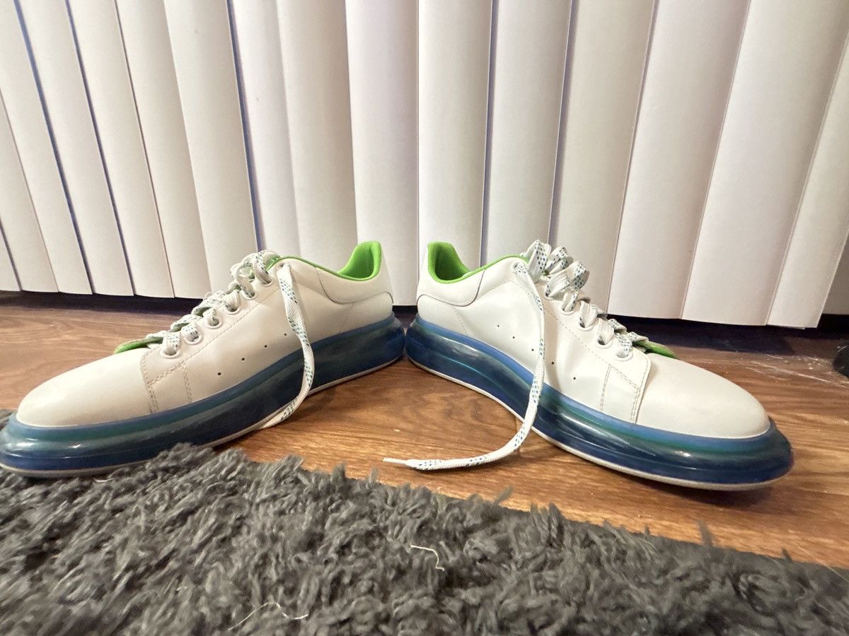 Alexander McQueen Alexander Mcqueen Oversized Sneakers Blue & Green Size US 11 / EU 44 - 2 Thumbnail